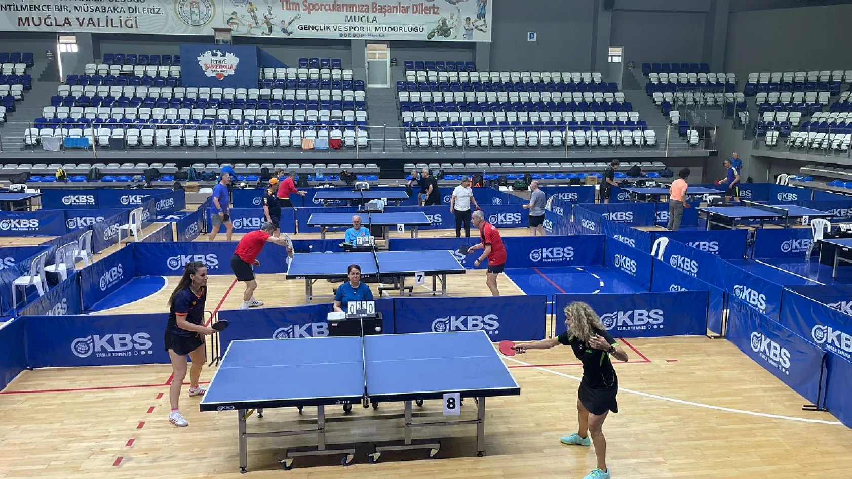 Fethiye'de 2. Veteran Turnuvası heyecanı: Spor, dostluk ve rekabet buluştu