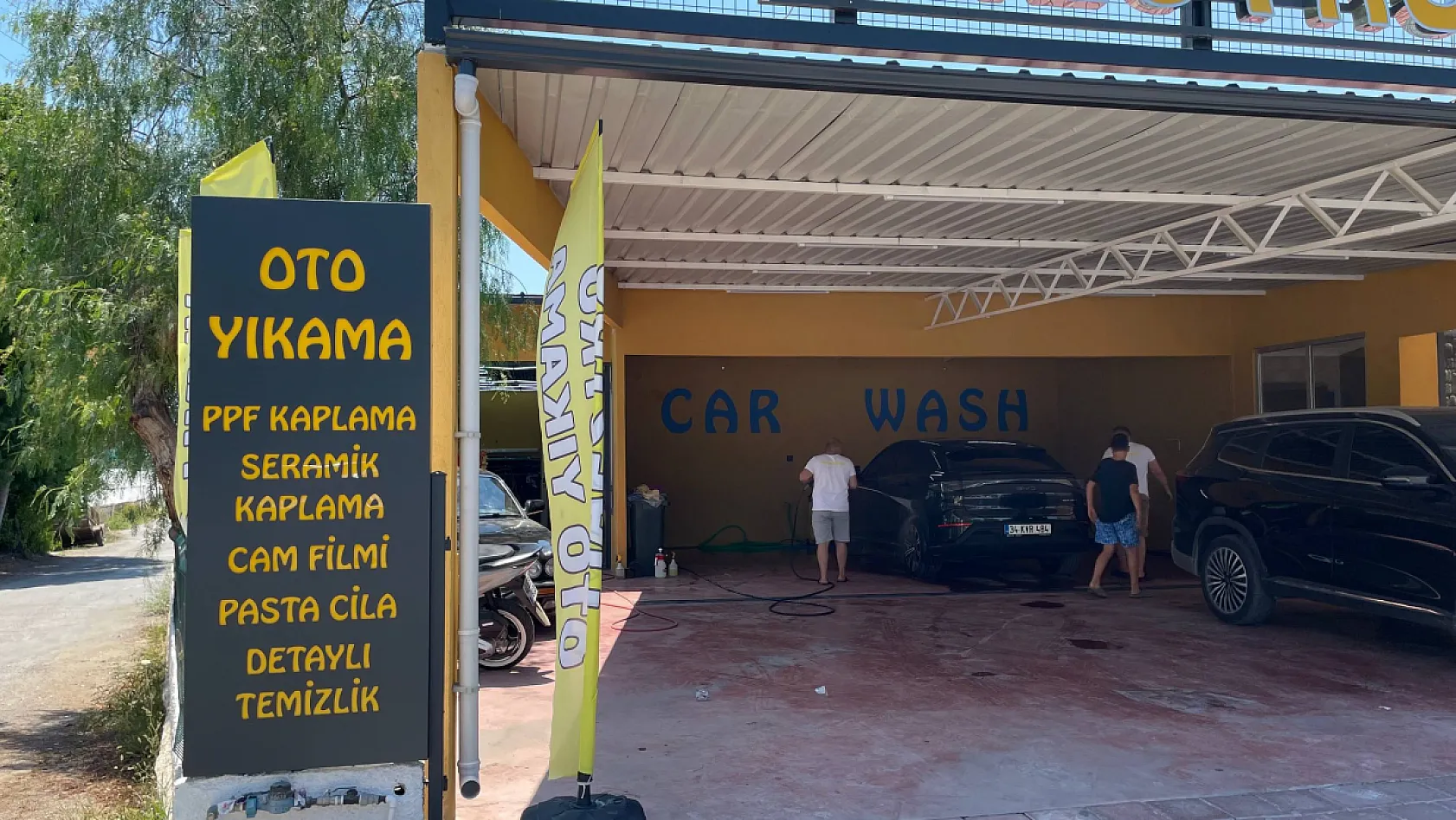 Fethiye'de 25 yıllık uzmandan araç sahiplerine uyarı: 'PPF kaplama artık lüks değil, ihtiyaç'