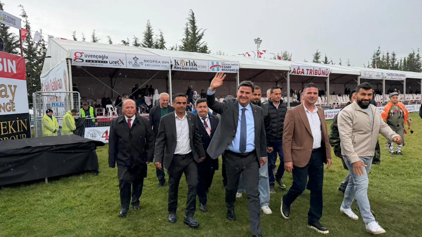 Fethiye'de 4. Mustafa Kiremitli Yağlı Pehlivan Güreşleri Başladı