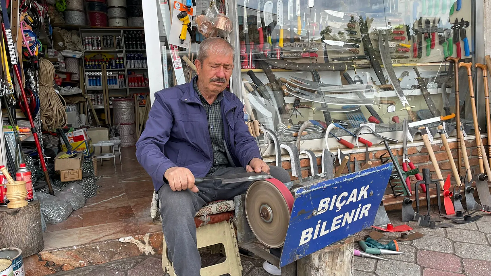 Fethiye'de 50 yıllık usta konuştu: Kurban için keskin bıçak, meslek için yeni çırak gerek