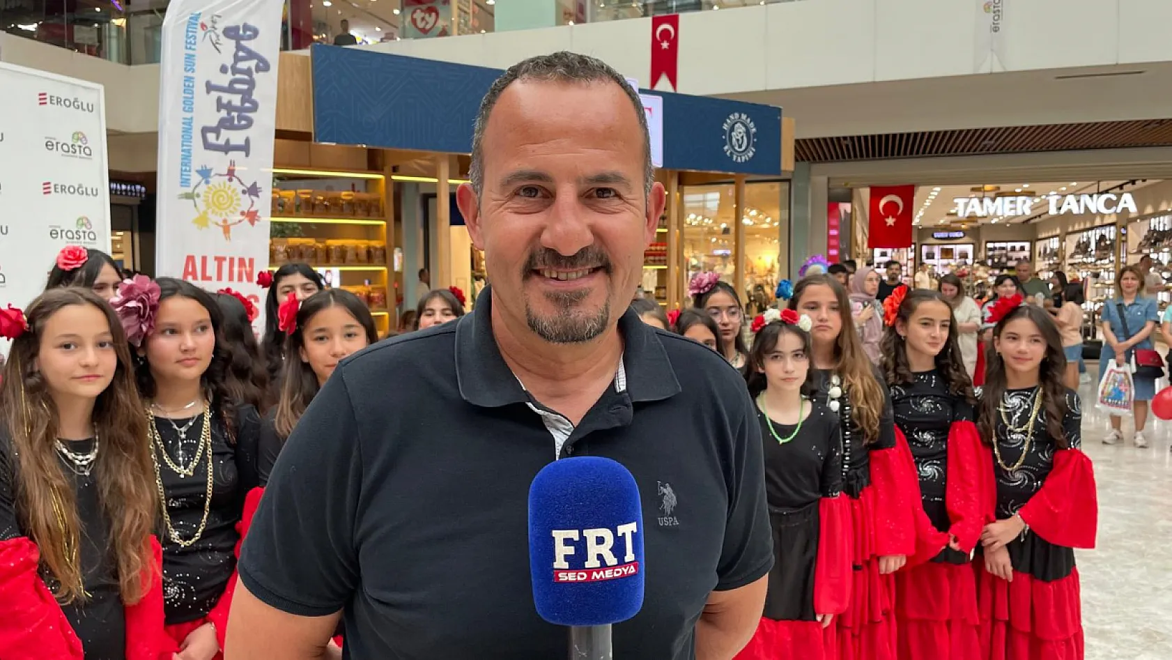 Fethiye'de 60 genç dansçıdan 19 Mayıs'a özel gösteri