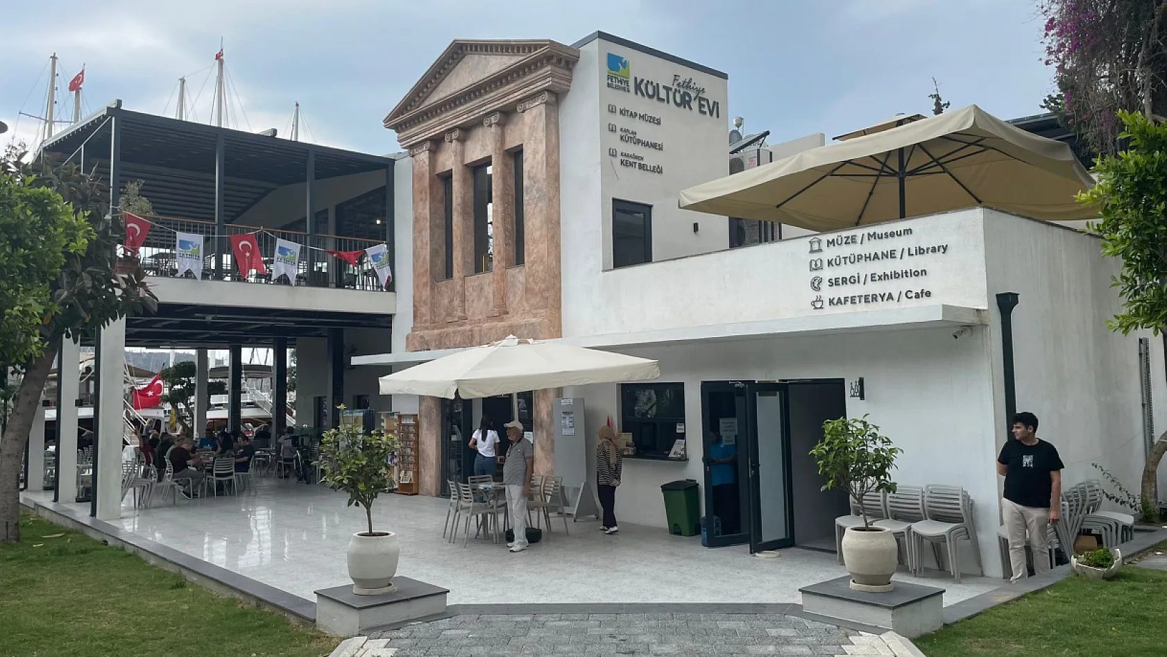Fethiye'de 8. Akdeniz Sanat Günleri tüm coşkusuyla sürüyor