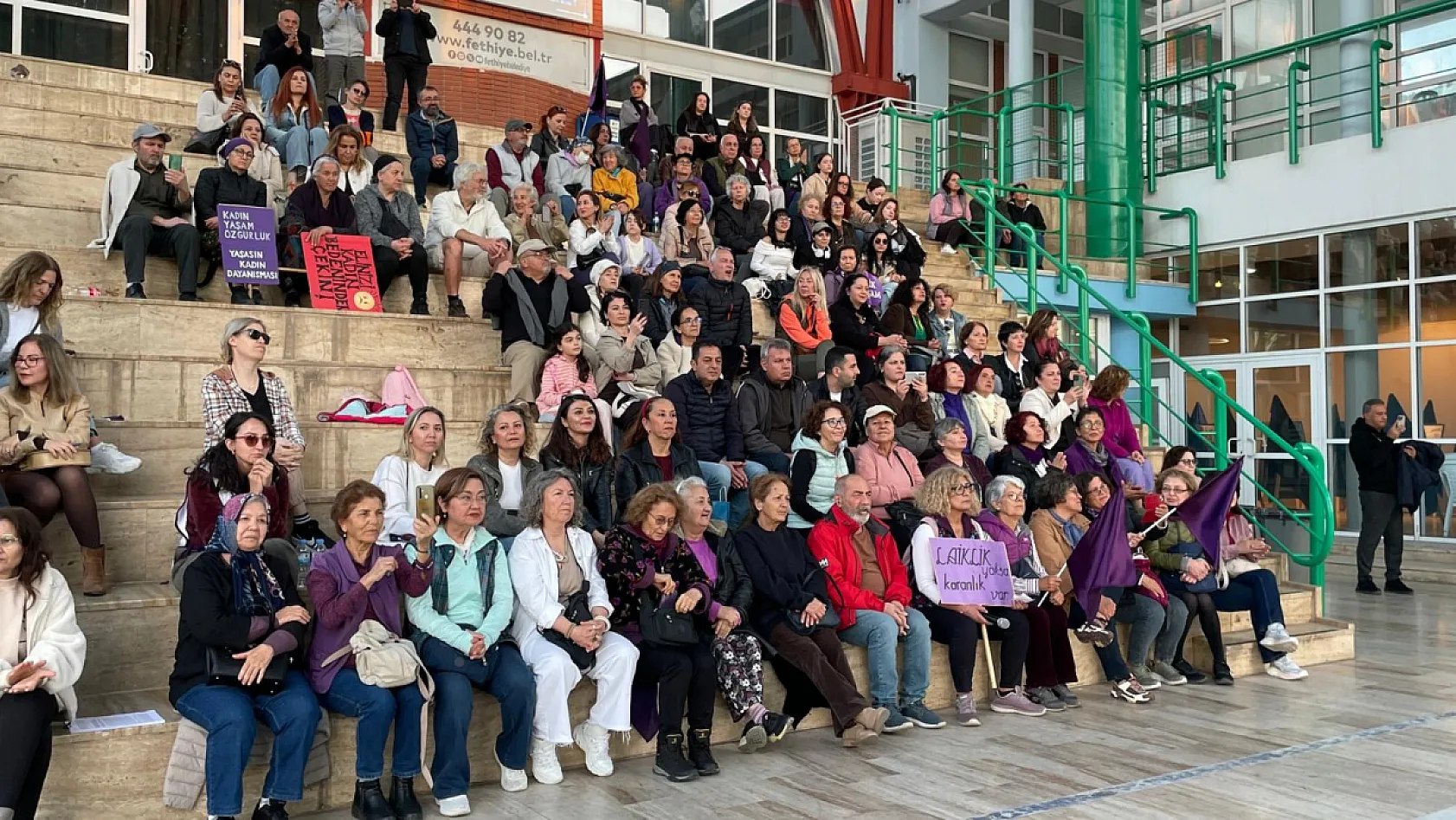 Fethiye'de 8 Mart'ta Kadın Temalı Konser