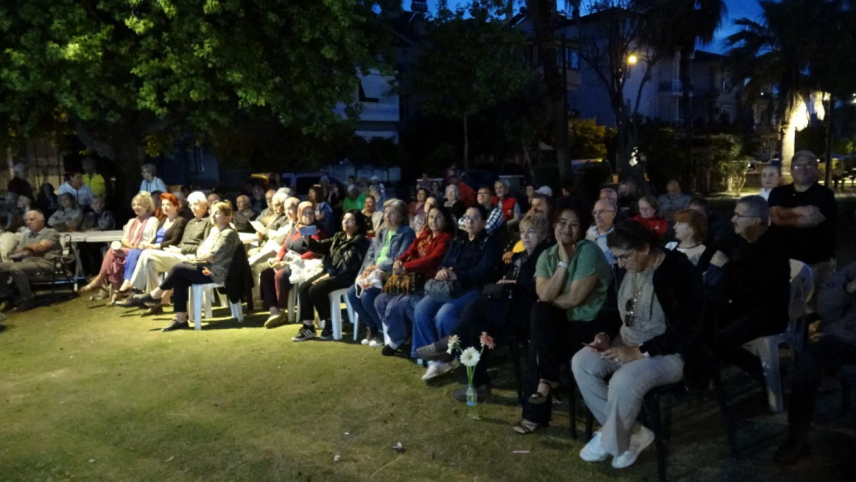Fethiye'de ADD Gönül Dostları Korosu'ndan muhteşem konser