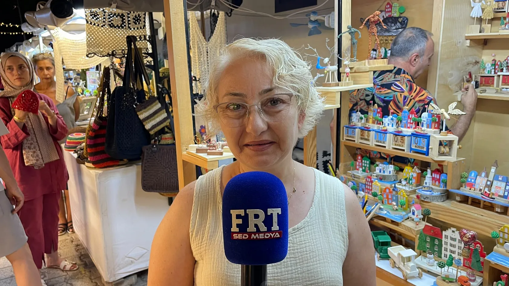 Fethiye'de ahşaba hayat veren dokunuşlar, emekle sanata dönüşüyor