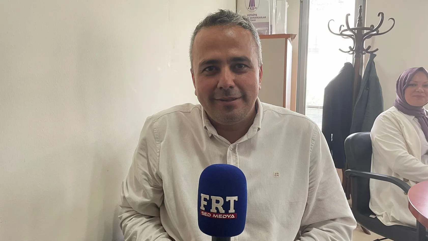 Fethiye'de Anahtar Parti'den Esnaf Odasına ziyaret