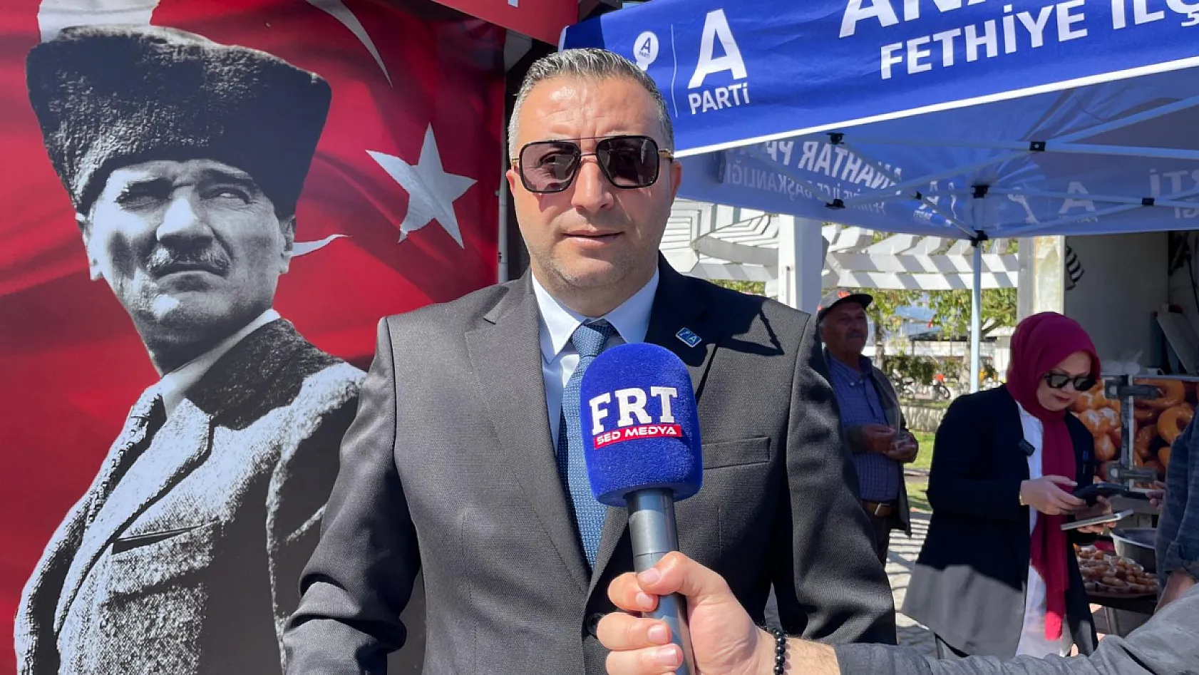 Fethiye'de Anahtar Parti'den şehitler ve gaziler için lokma hayrı