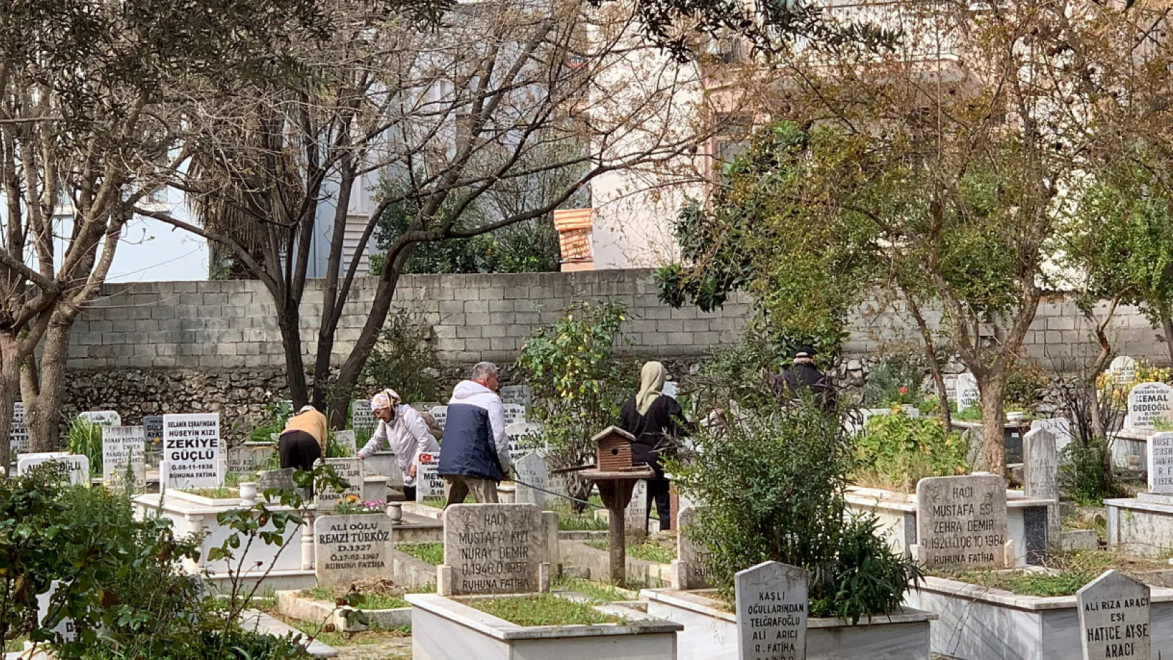 Fethiye'de Arife Günü Mezarlıklarda Yoğunluk Oluştu
