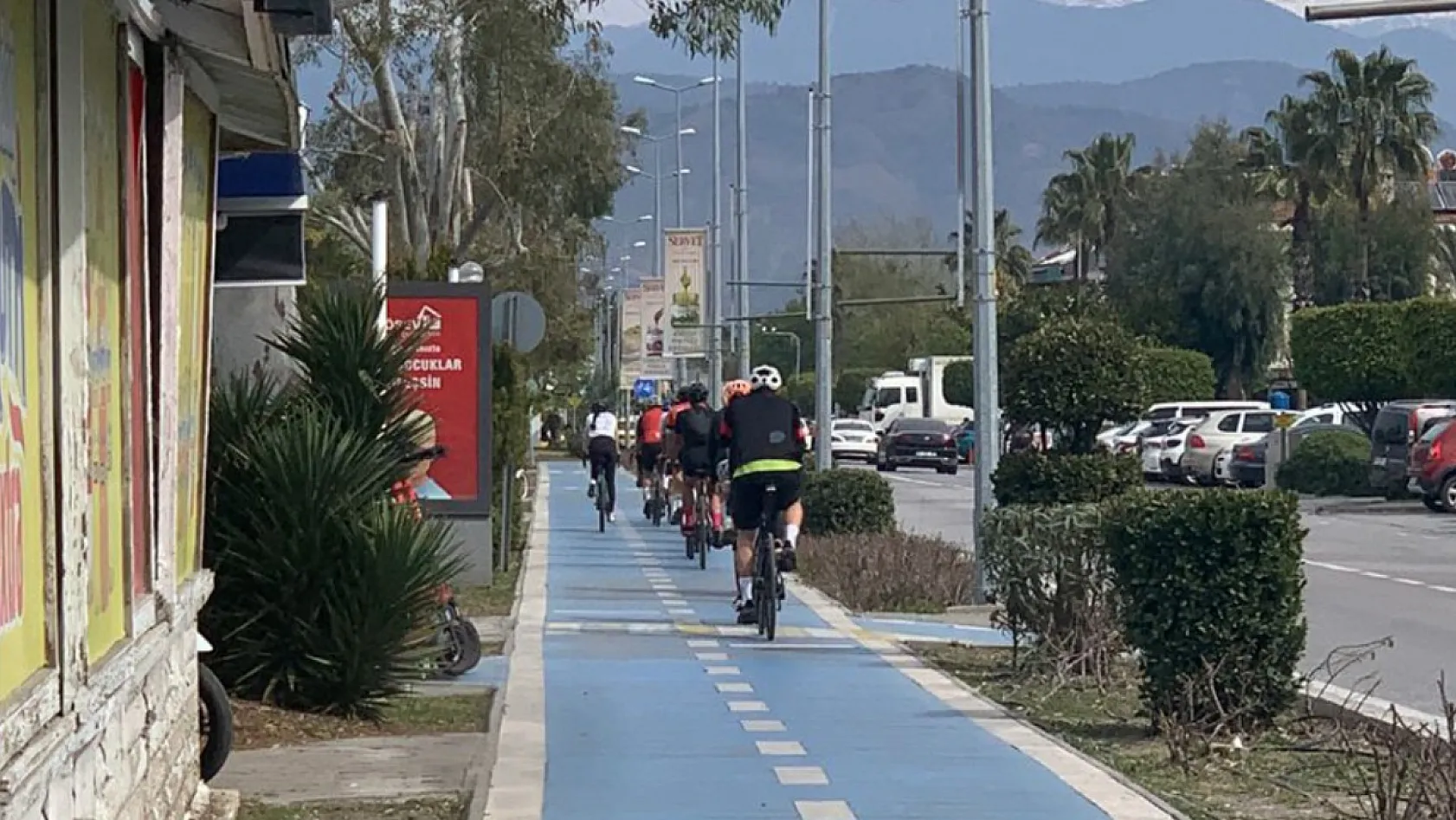 Fethiye'de bahar coşkusu pedallara yansıdı