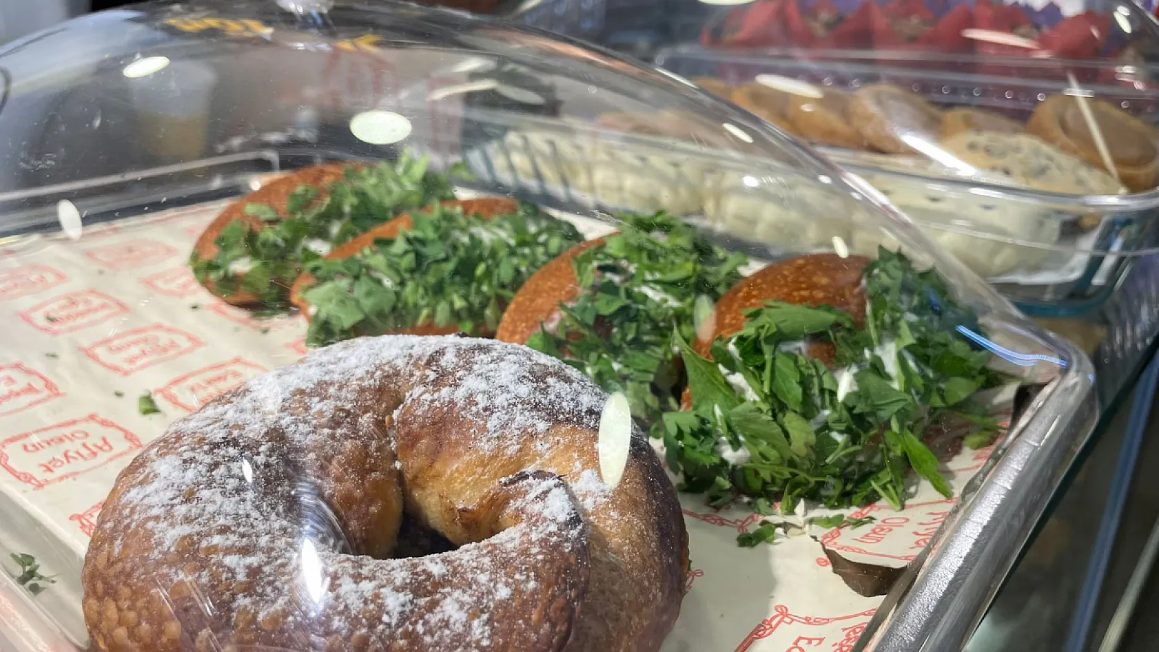 Fethiye'de bayram tatilinde sıcak börek ve taze lezzetler Mis Börek'te