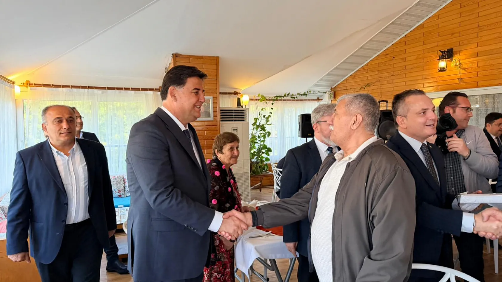 Fethiye'de bayramda anlamlı ziyaret: Huzurevi sakinleri unutulmadı