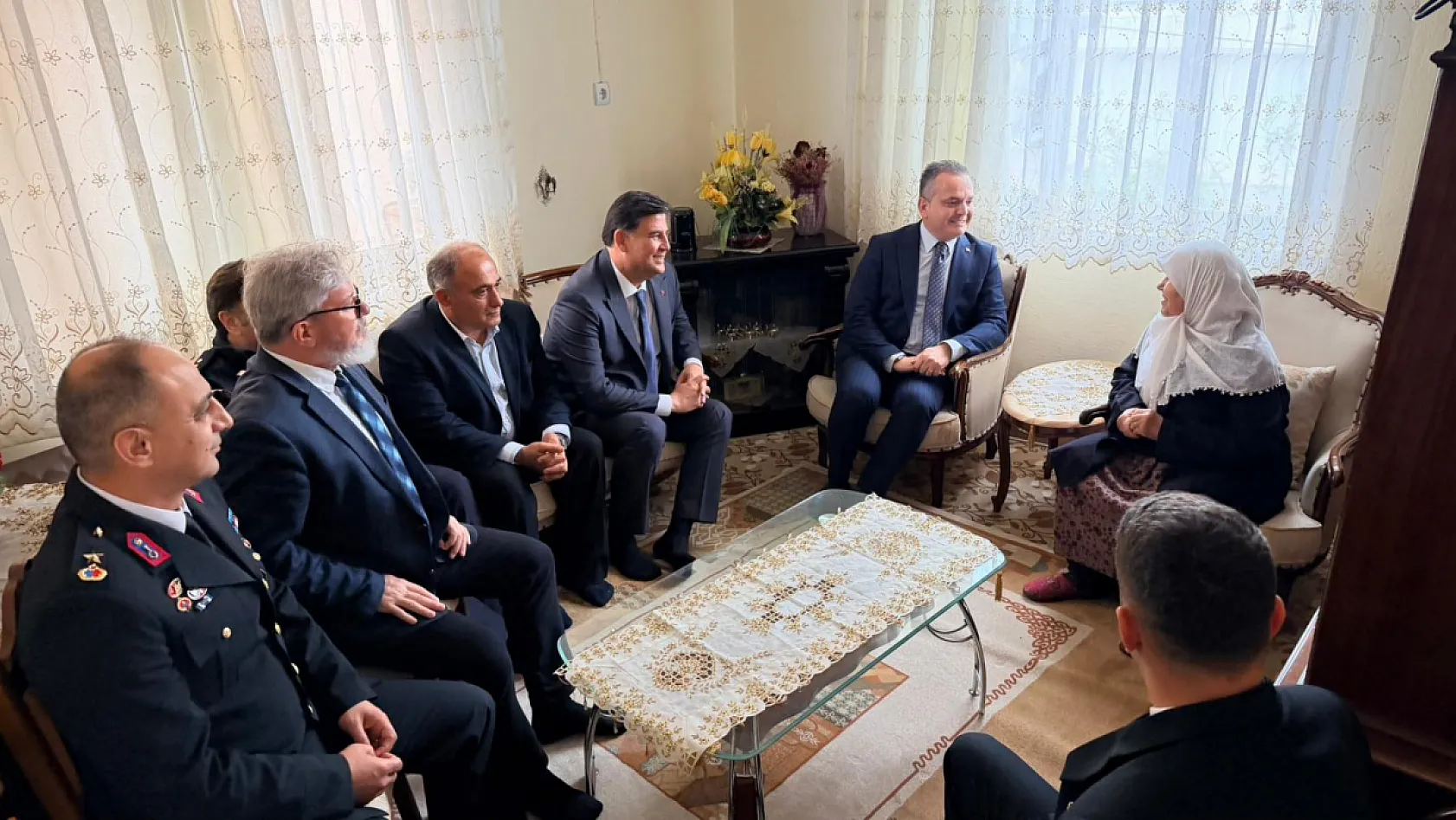 Fethiye'de bayramda vefa: Şehit ailesi yalnız bırakılmadı