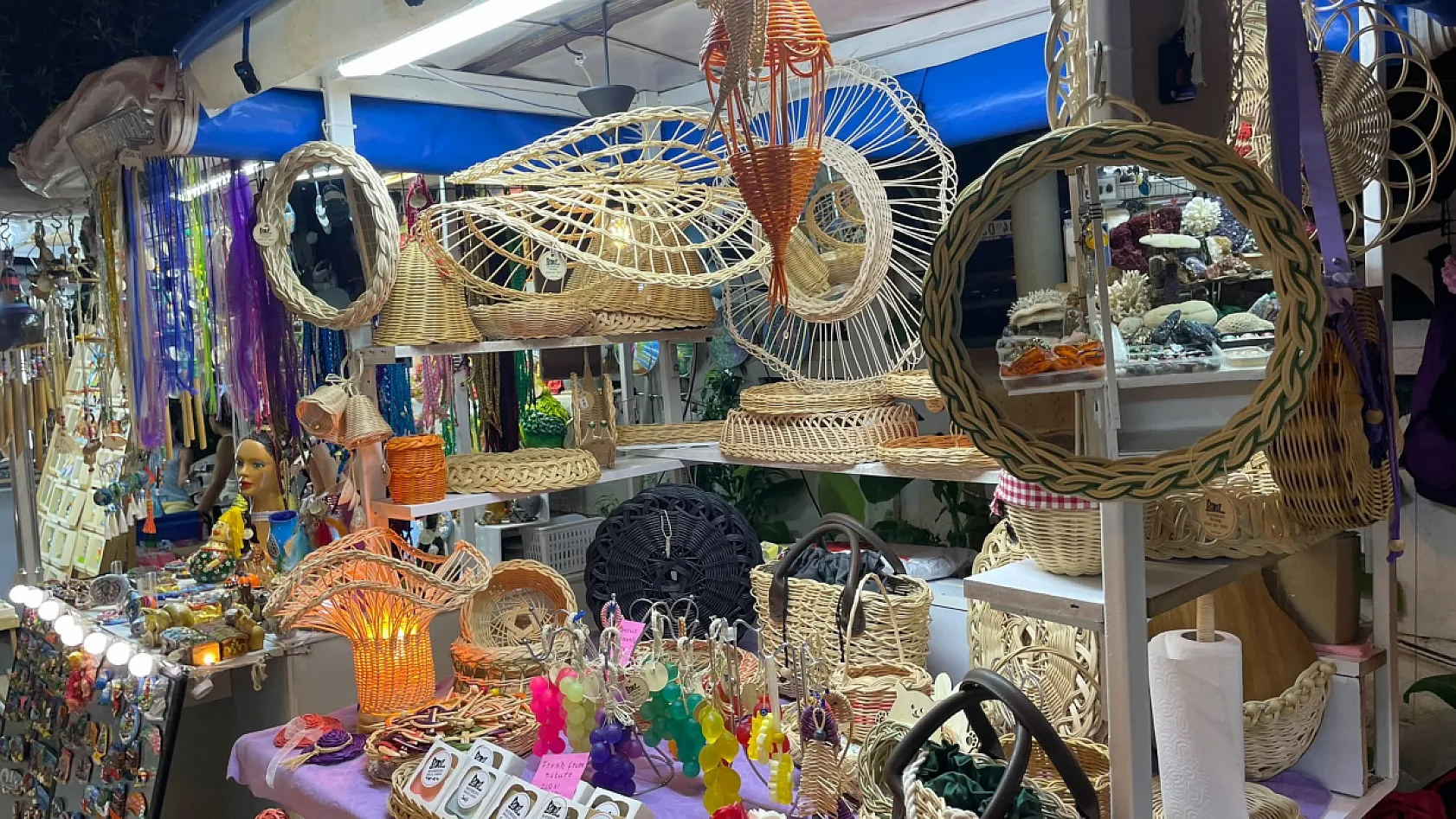 Fethiye'de Çalış El Sanatları Sokağı yaz sezonuna hareket katıyor