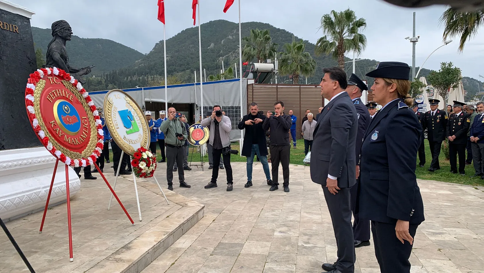 Fethiye'de Çanakkale Zaferi'nin 111. yılında duygu dolu anma: Yürekler şehitler için attı