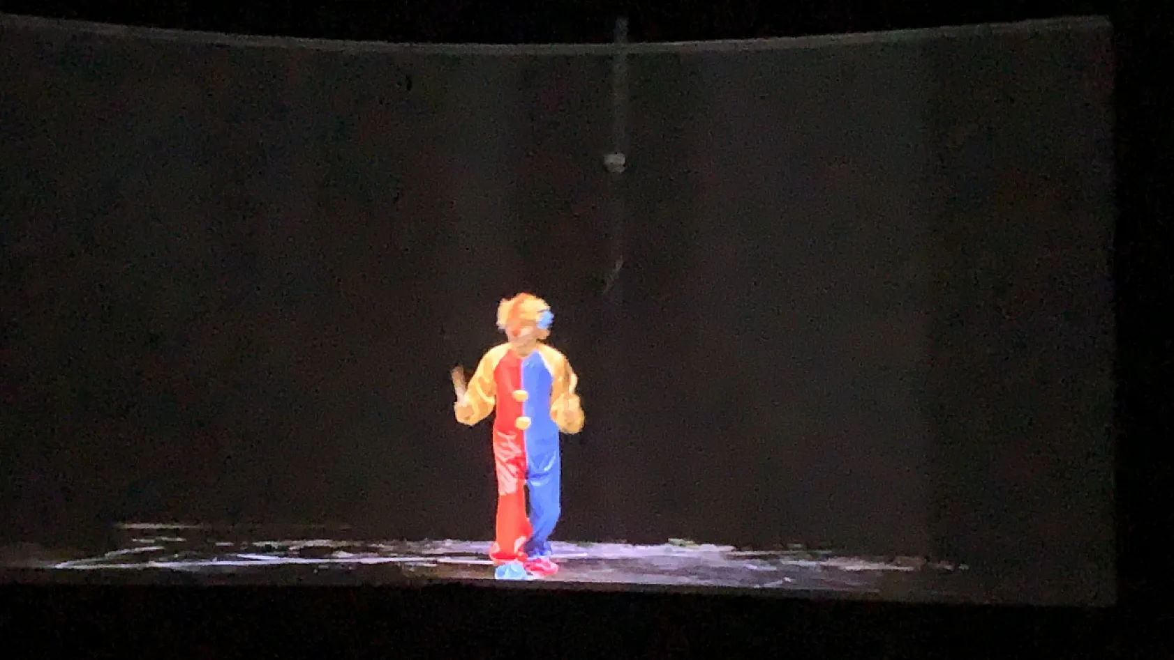 Fethiye'de çocuklar hologram dünyasıyla buluştu