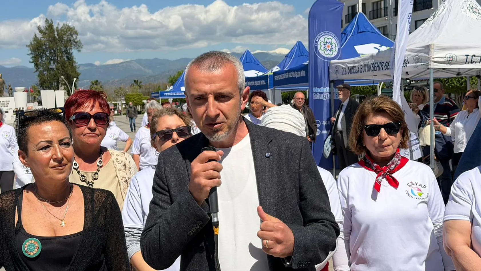 Fethiye'de dans ve sporla sağlıklı yaş alma etkinliği