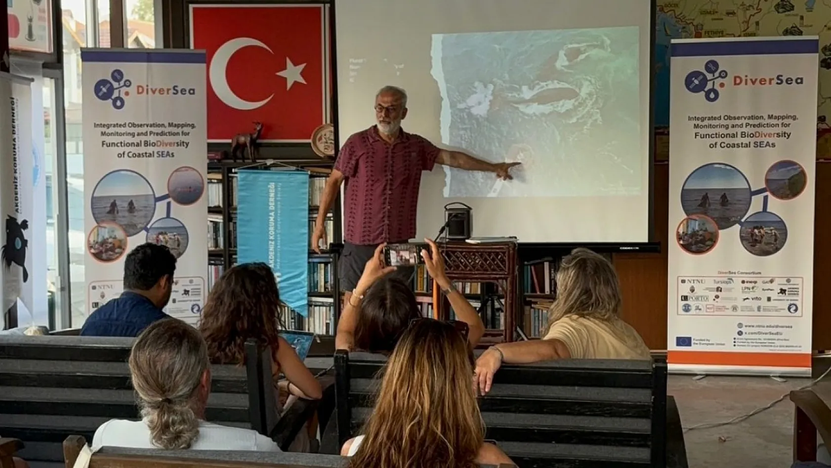 Fethiye'de Denizler İçin Vatandaş Bilimi Etkinliği Düzenlendi
