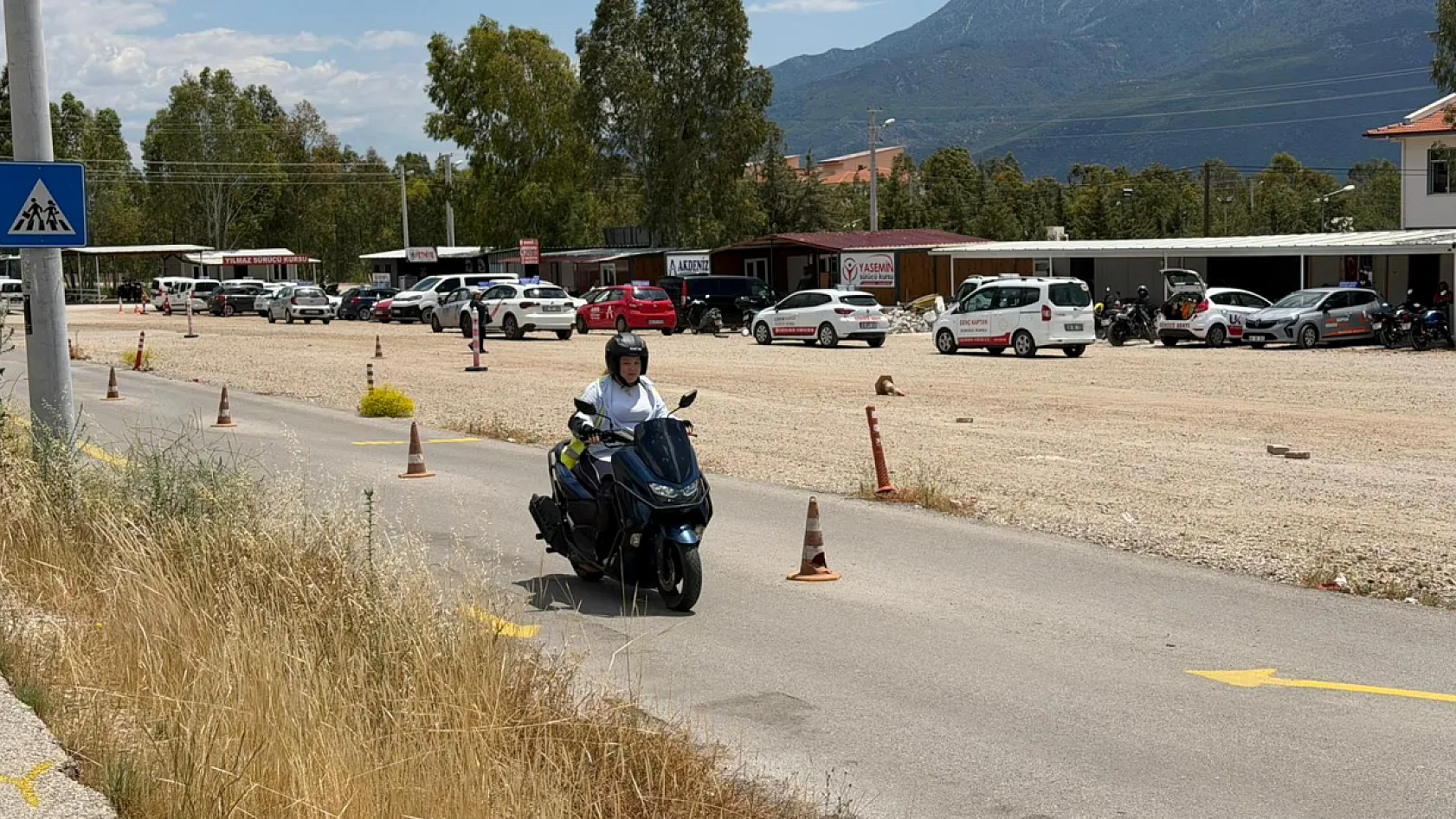 Fethiye'de direksiyon eğitim alanına yoğun ilgi