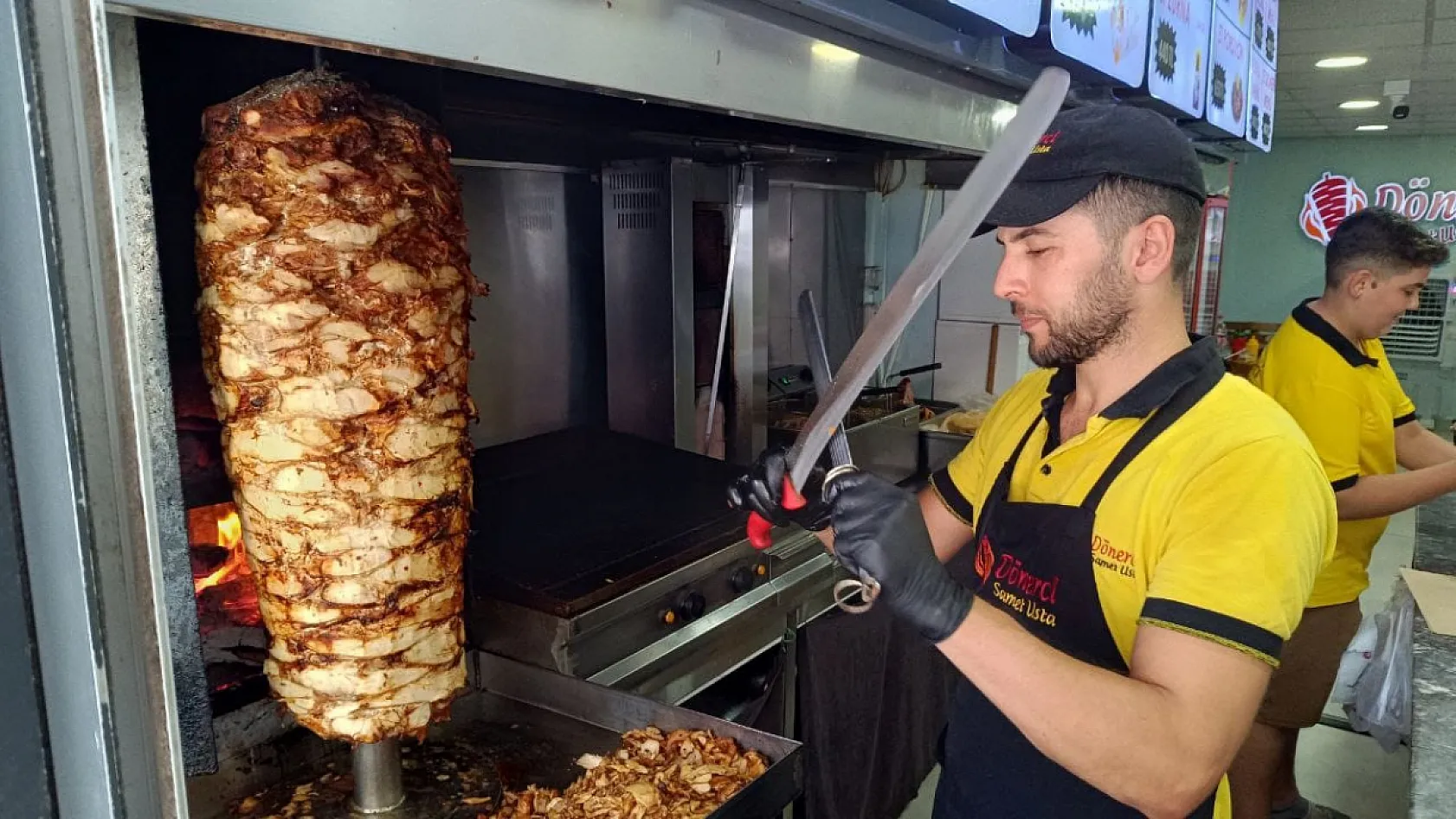 Fethiye'de döner ustası anlattı: Tavuk döner ne zaman bozulur?