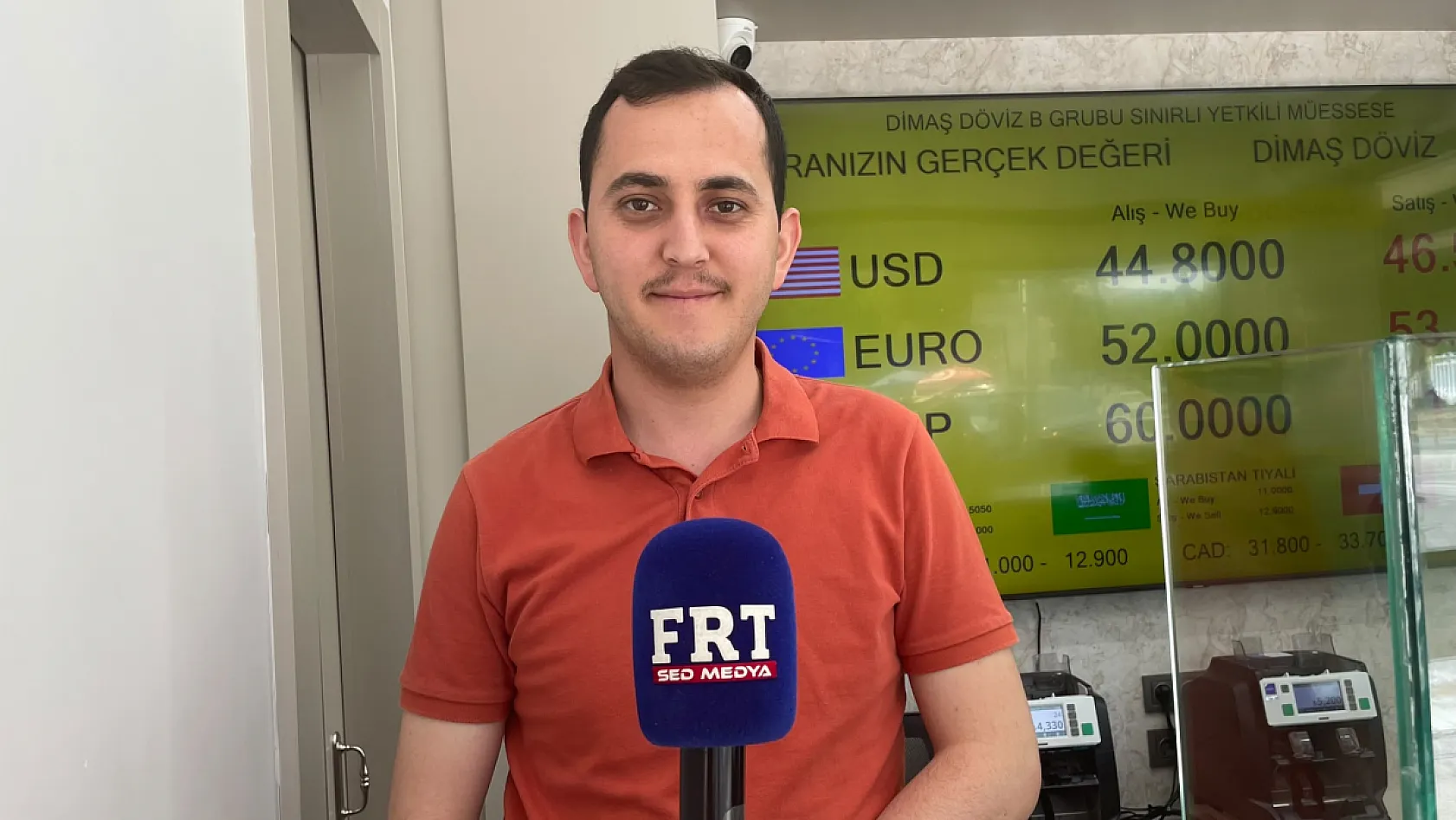 Fethiye'de 'Döviz Gündemi': Dolar Güçleniyor, Euro ve Sterlin geriliyor