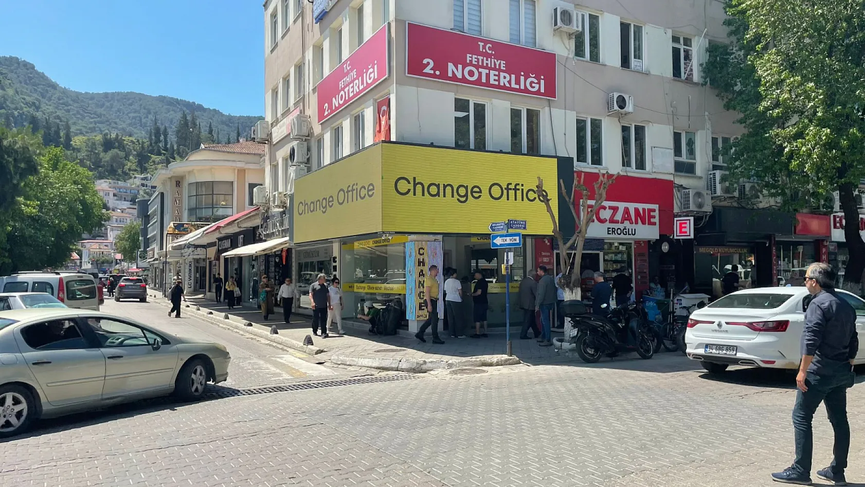 Fethiye'de Döviz Piyasası Haftaya Yükselişle Başladı