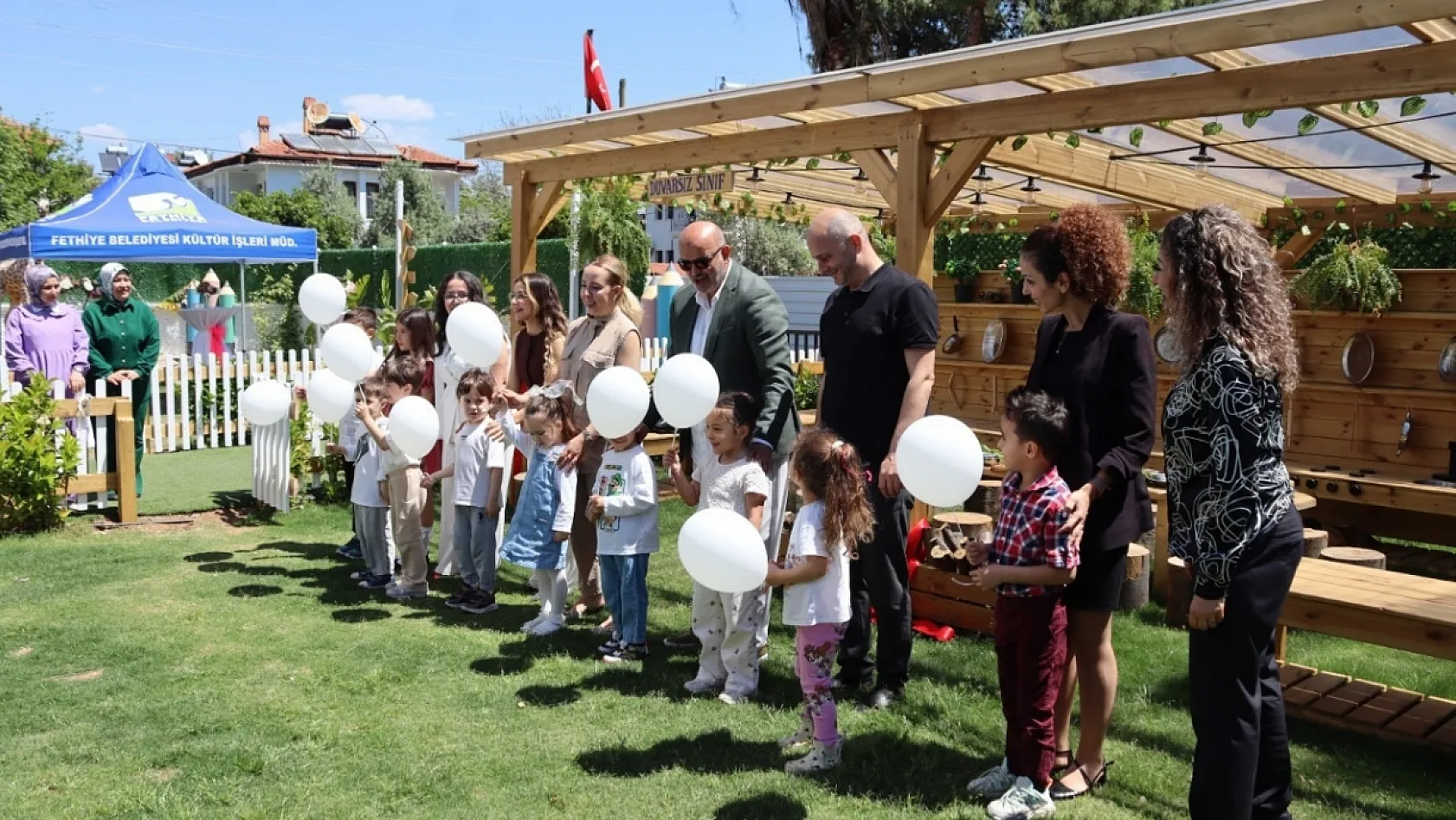 Fethiye'de 'Duvarsız Sınıf' Açıldı