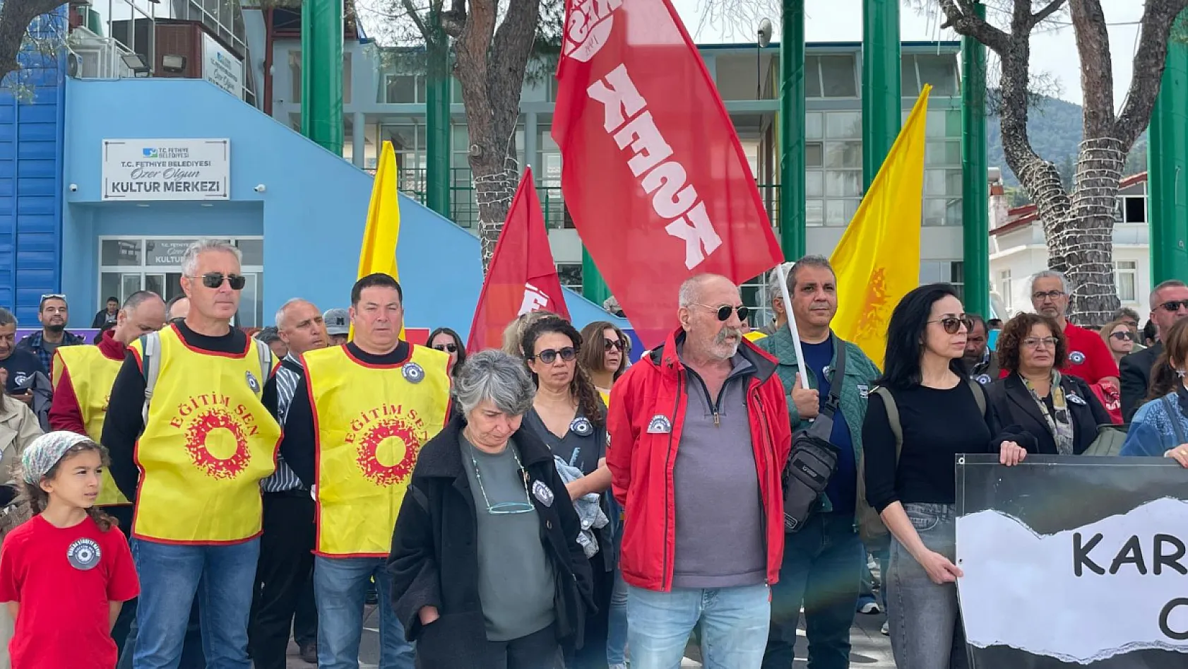 Fethiye'de eğitimcilerden sert tepki: 'Bu bir çöküştür'