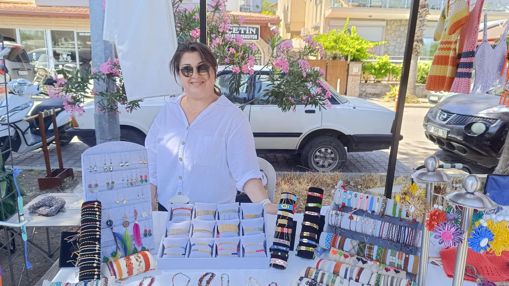 Fethiye'de El Emeği Ürünlere Sezon Hareketliliği: Likya Kadın Derneği Kooperatifi'nde Yoğunluk Başladı