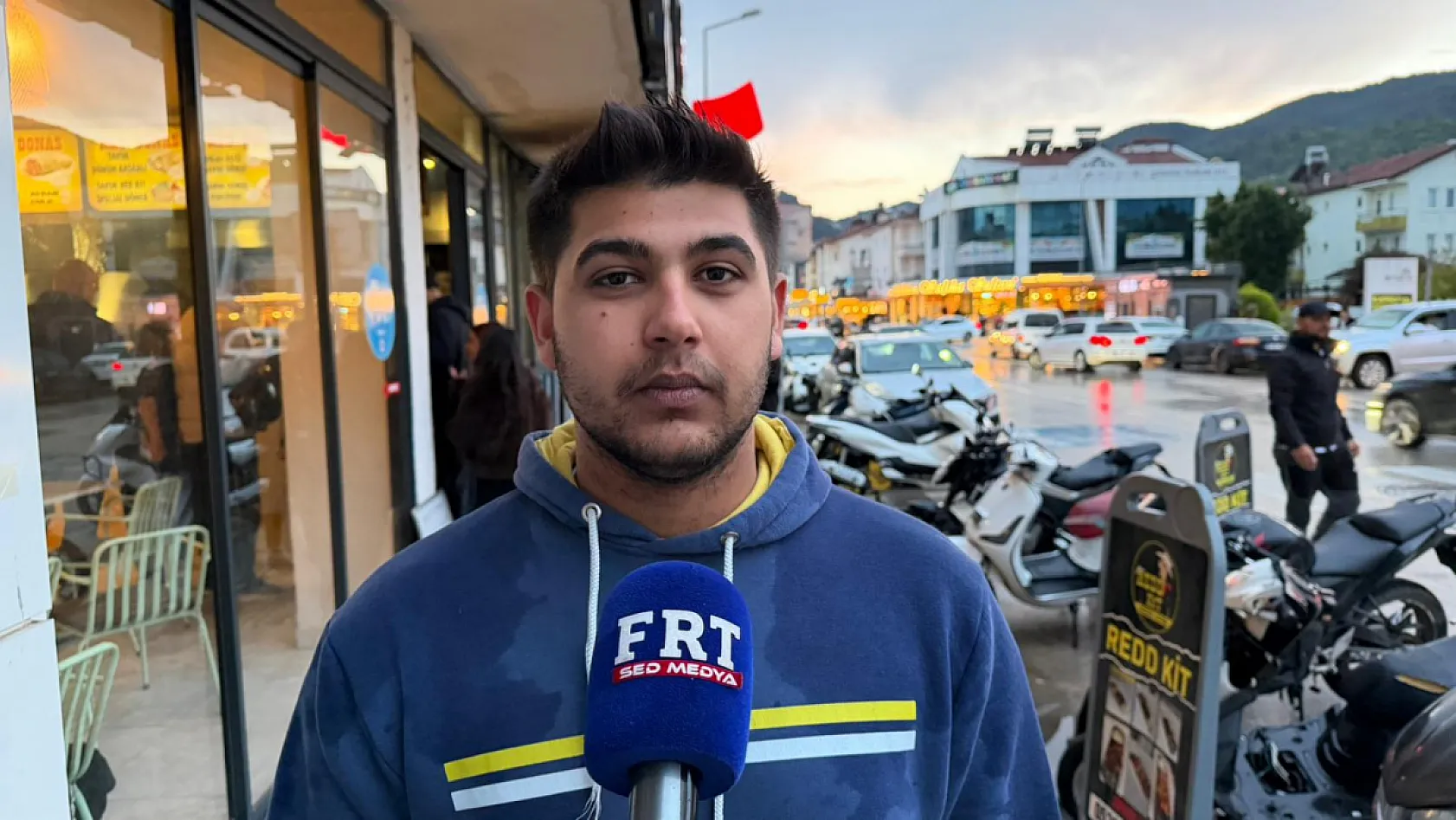 Fethiye'de Fenerbahçeli Taraftarlar Maça Kilitlendi