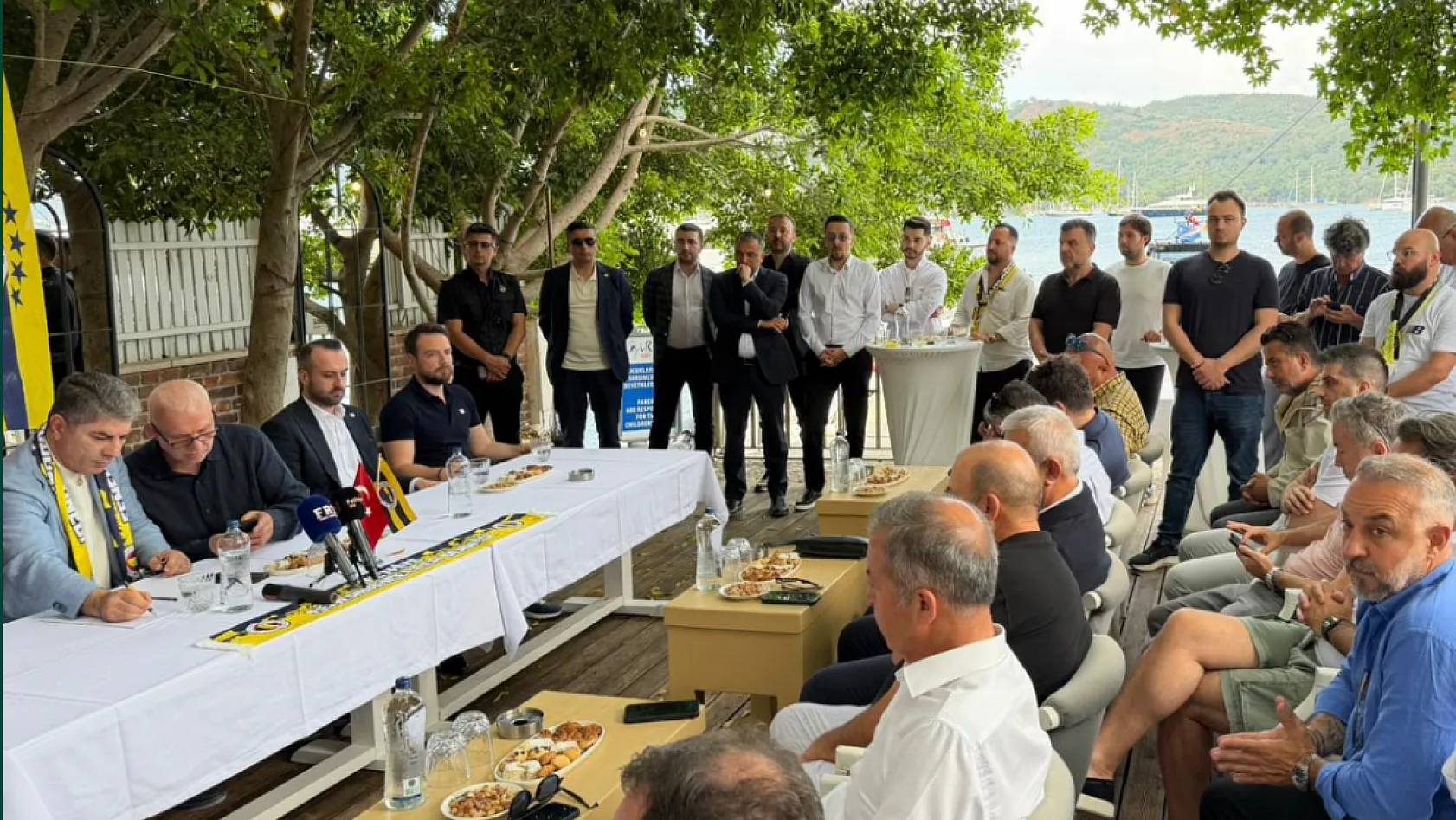 Fethiye'de Hakan Safi'den Tribün Mesajı: 'Fenerbahçe'nin Ruhunu Geri Getireceğiz'