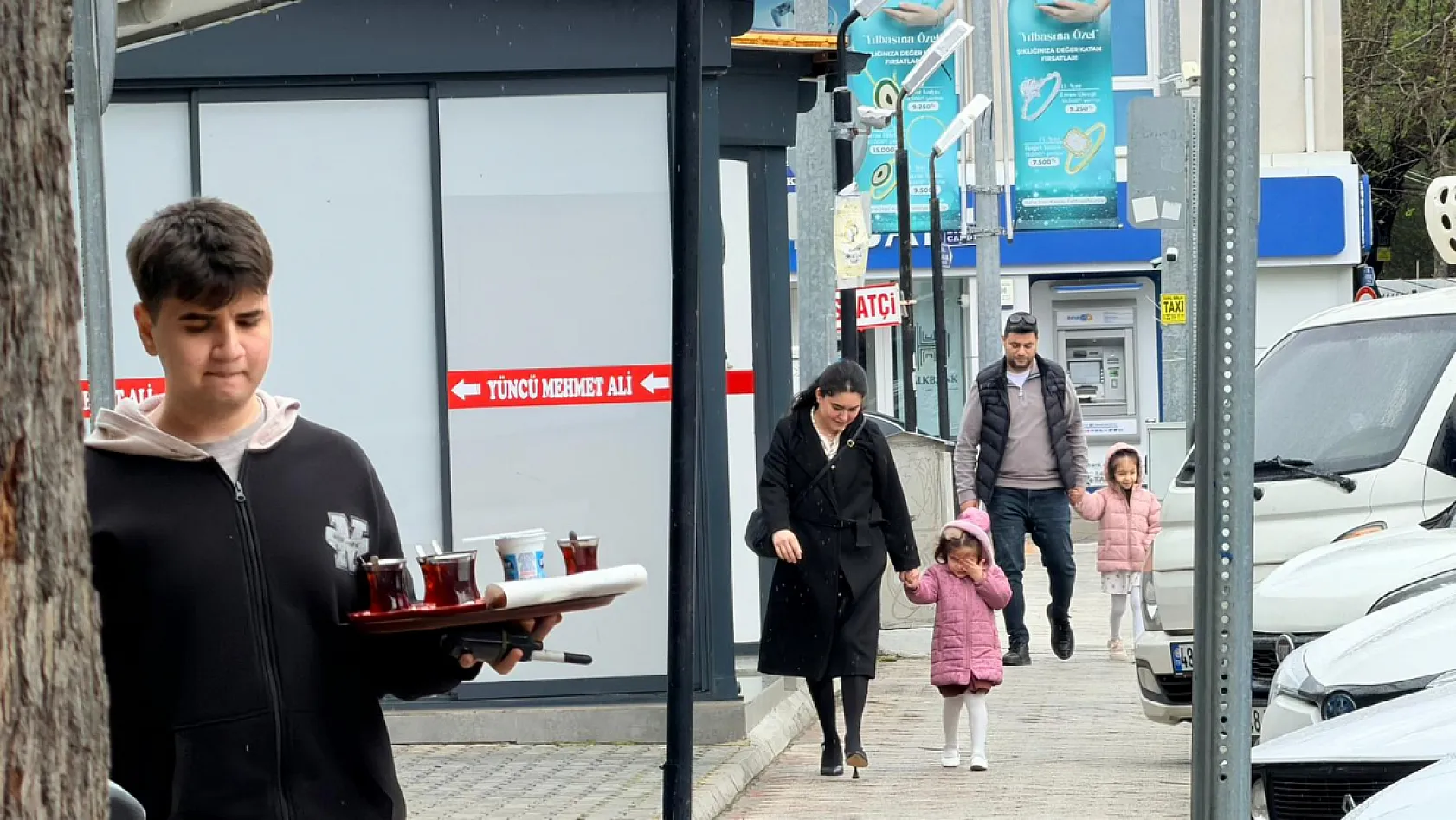 Fethiye'de hava ters köşe yaptı: Sıcaklıklar düşüyor, yağış sürüyor