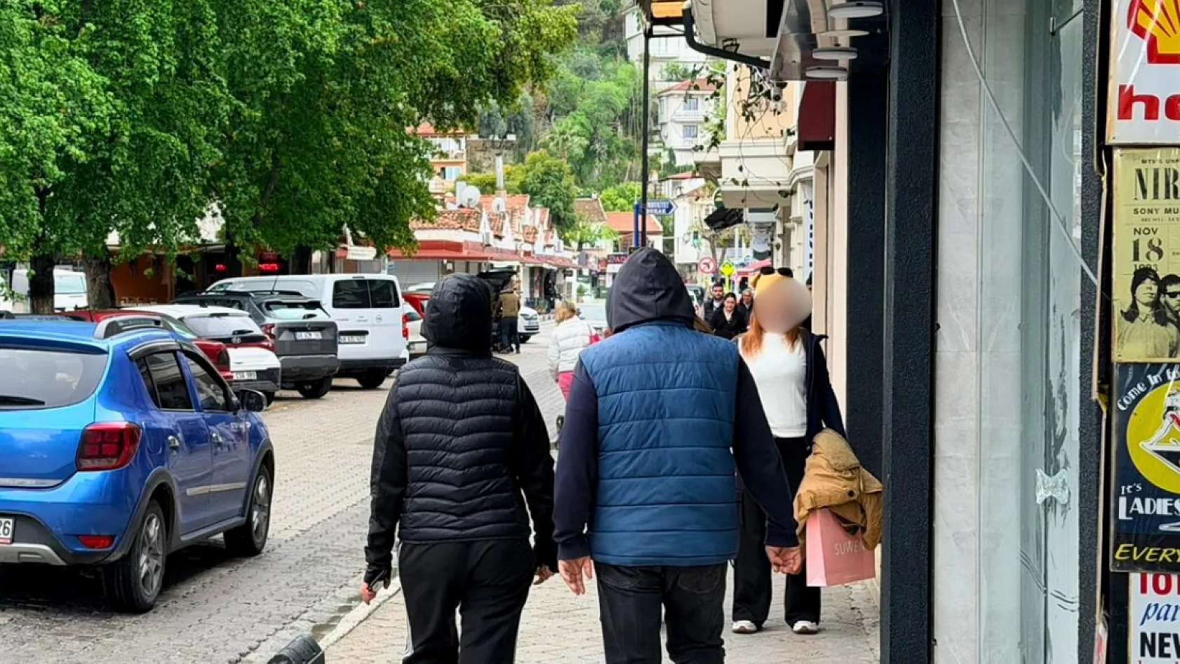 Fethiye'de hava ters köşe yaptı: Sıcaklıklar düşüyor, yağış sürüyor