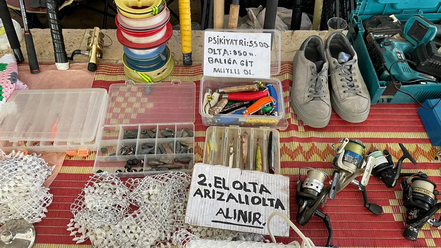 Fethiye'de 'İkinci El Pazarı' hem esnafa hem vatandaşa nefes oluyor