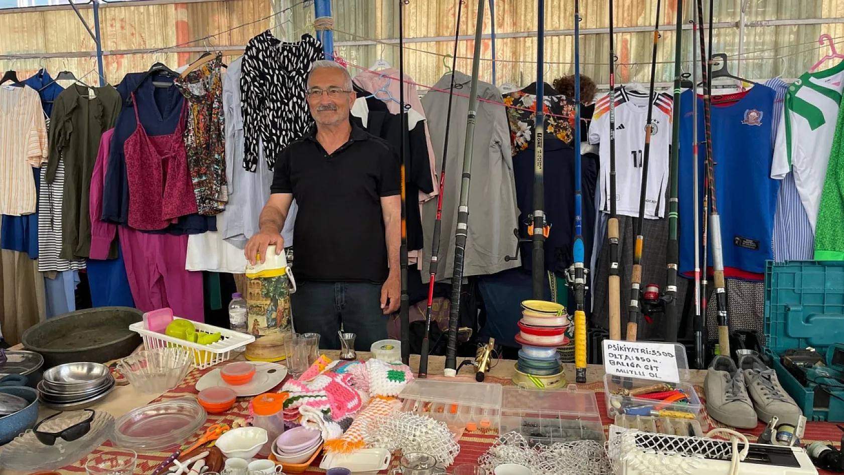 Fethiye'de 'İkinci El Pazarı' hem esnafa hem vatandaşa nefes oluyor