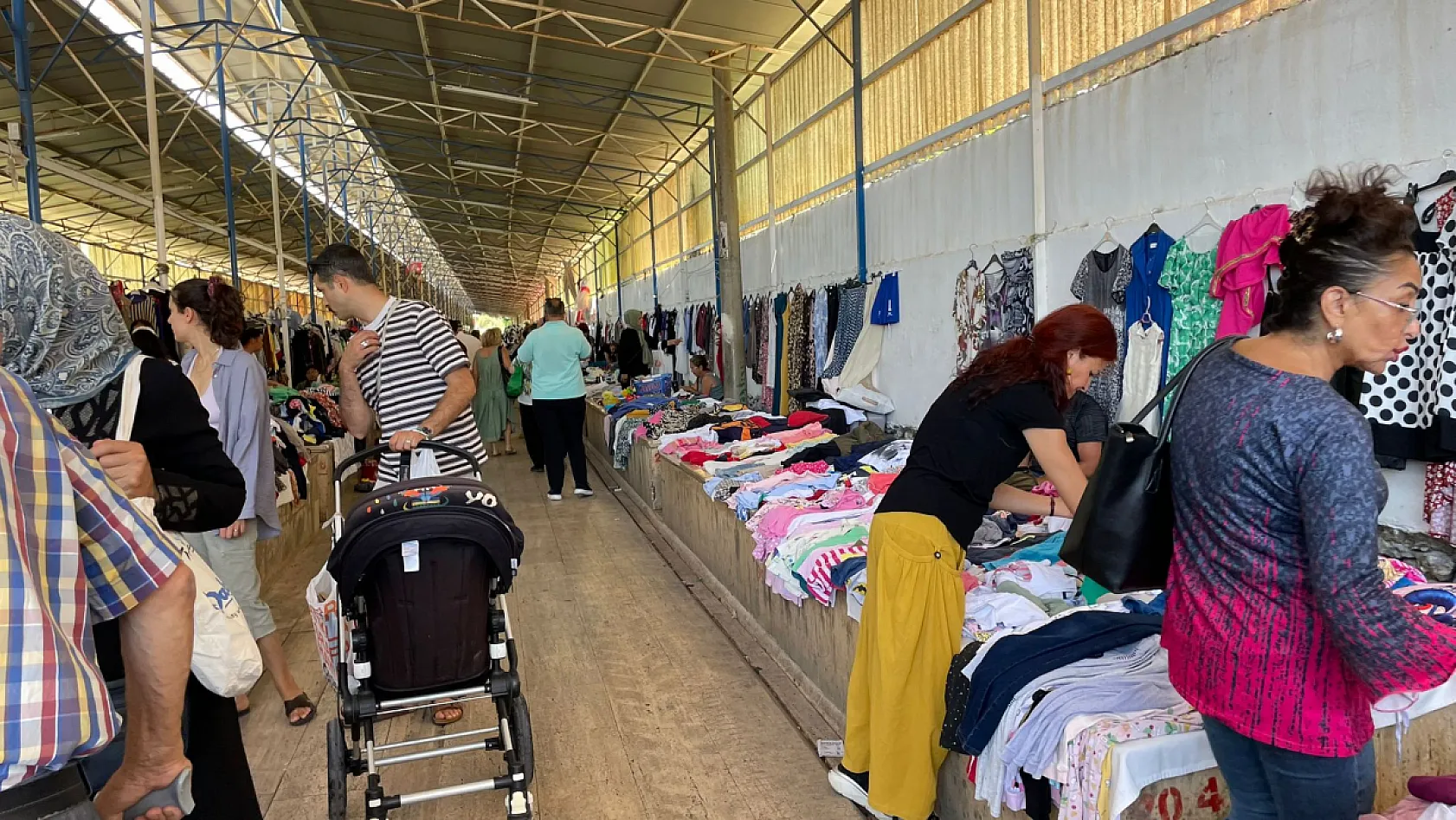 Fethiye'de ikinci el pazarı sosyal dayanışma, üretim ve geri dönüşümle büyüyor