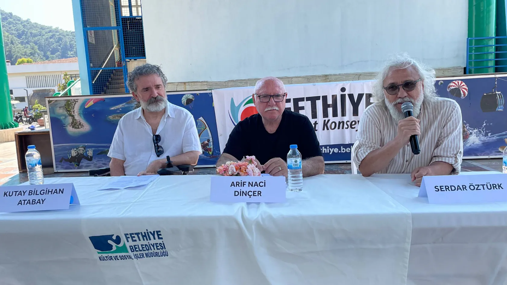 Fethiye'de 'Karikatür ve Mitoloji' Söyleşisi Büyük İlgi Gördü