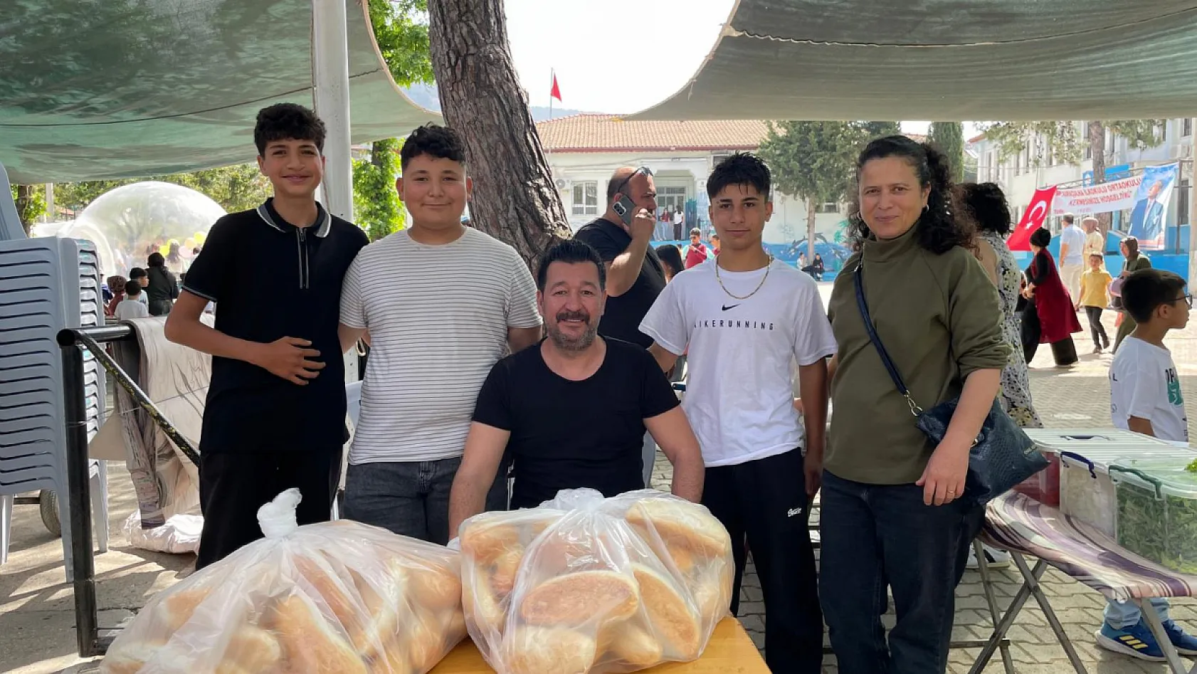 Fethiye'de Kermesten Elde Edilen Gelir Okul İçin Kullanılacak