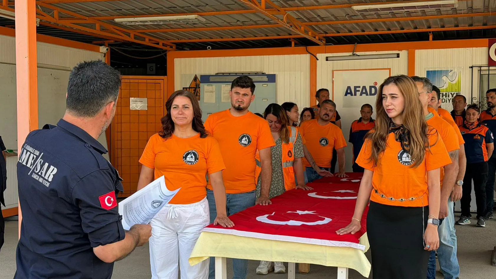 Fethiye'de 'Mahalle Afet Gönüllüleri' yemin ederek göreve başladı