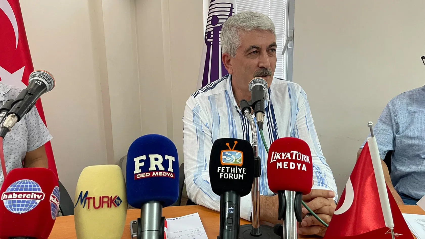 Fethiye'de 'Mesleki Bilgilendirme Konferansı' gerçekleştirildi: Gazetecilik üzerine verimli buluşma