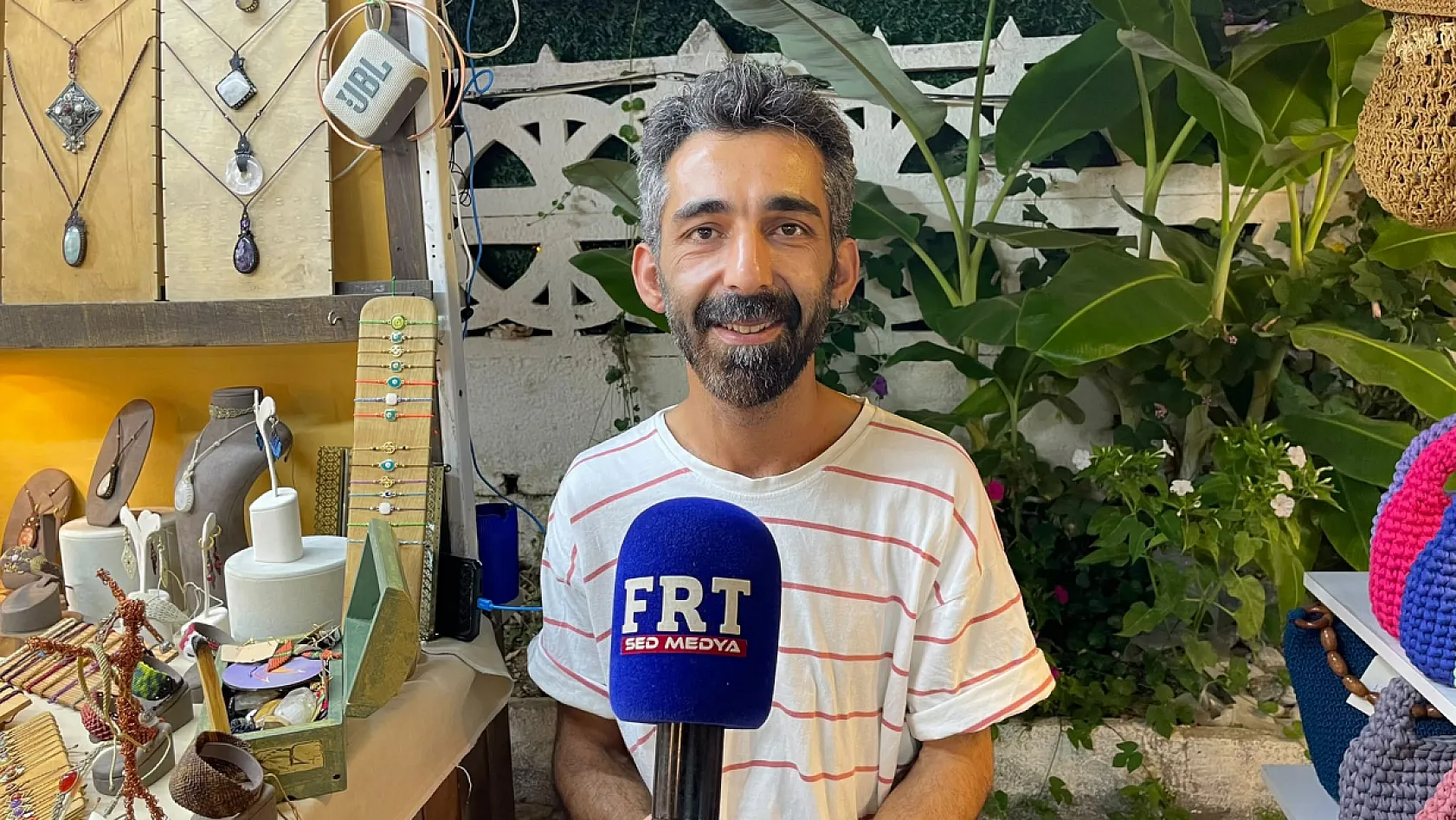 Fethiye'de Mikro Makrome Sanatçısı: 'Her şey iki ilmek ve bir düğümle başlıyor'