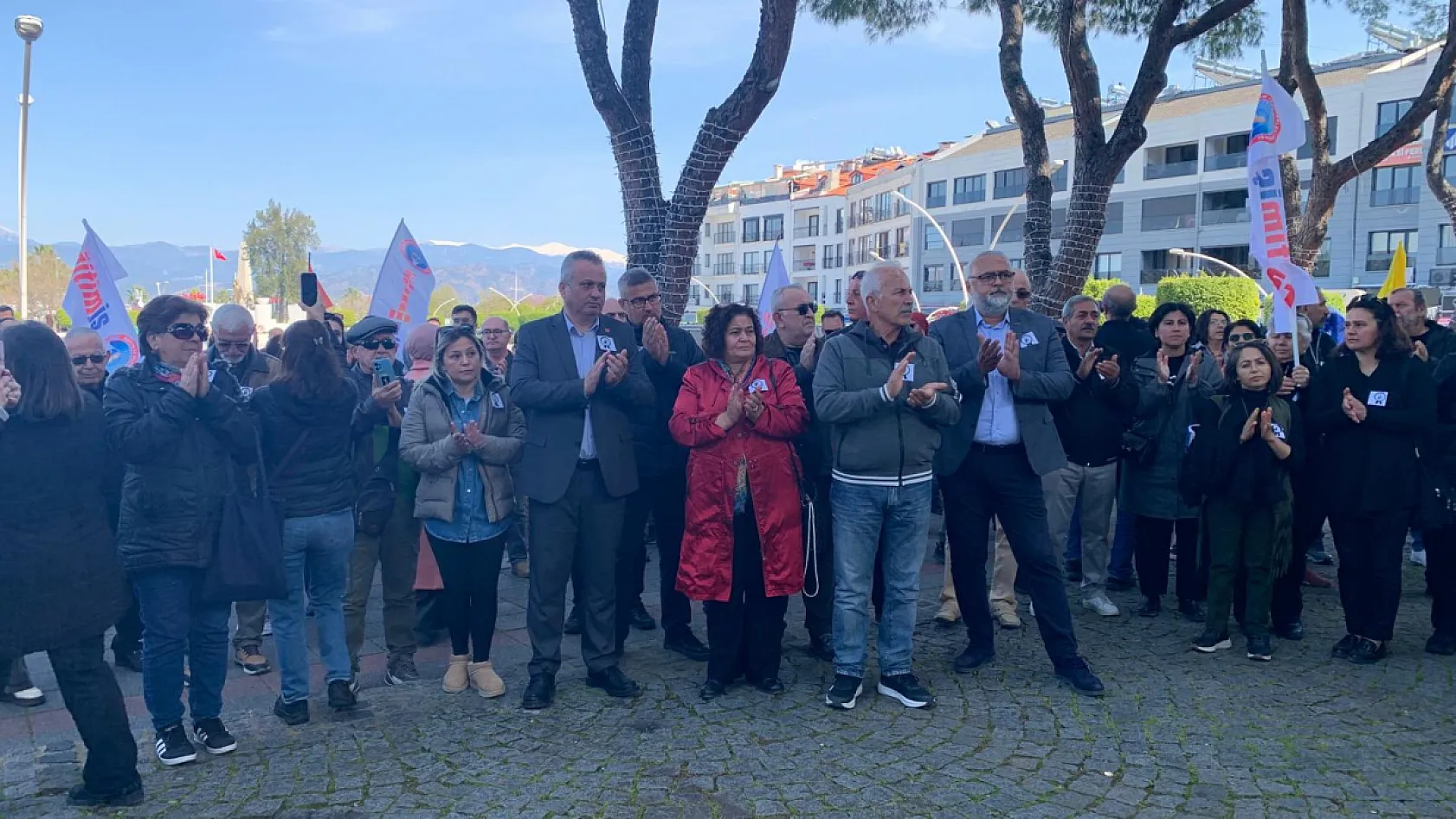 Fethiye'de öğretmen cinayetine ortak tepki: 'Artık yeter!'