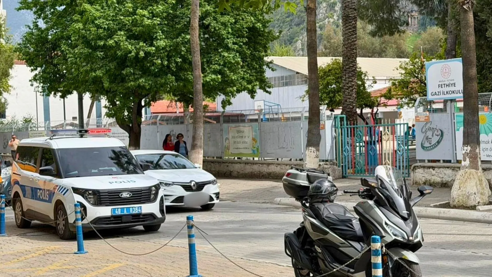 Fethiye'de okul çevrelerinde güvenlik önlemleri artırıldı