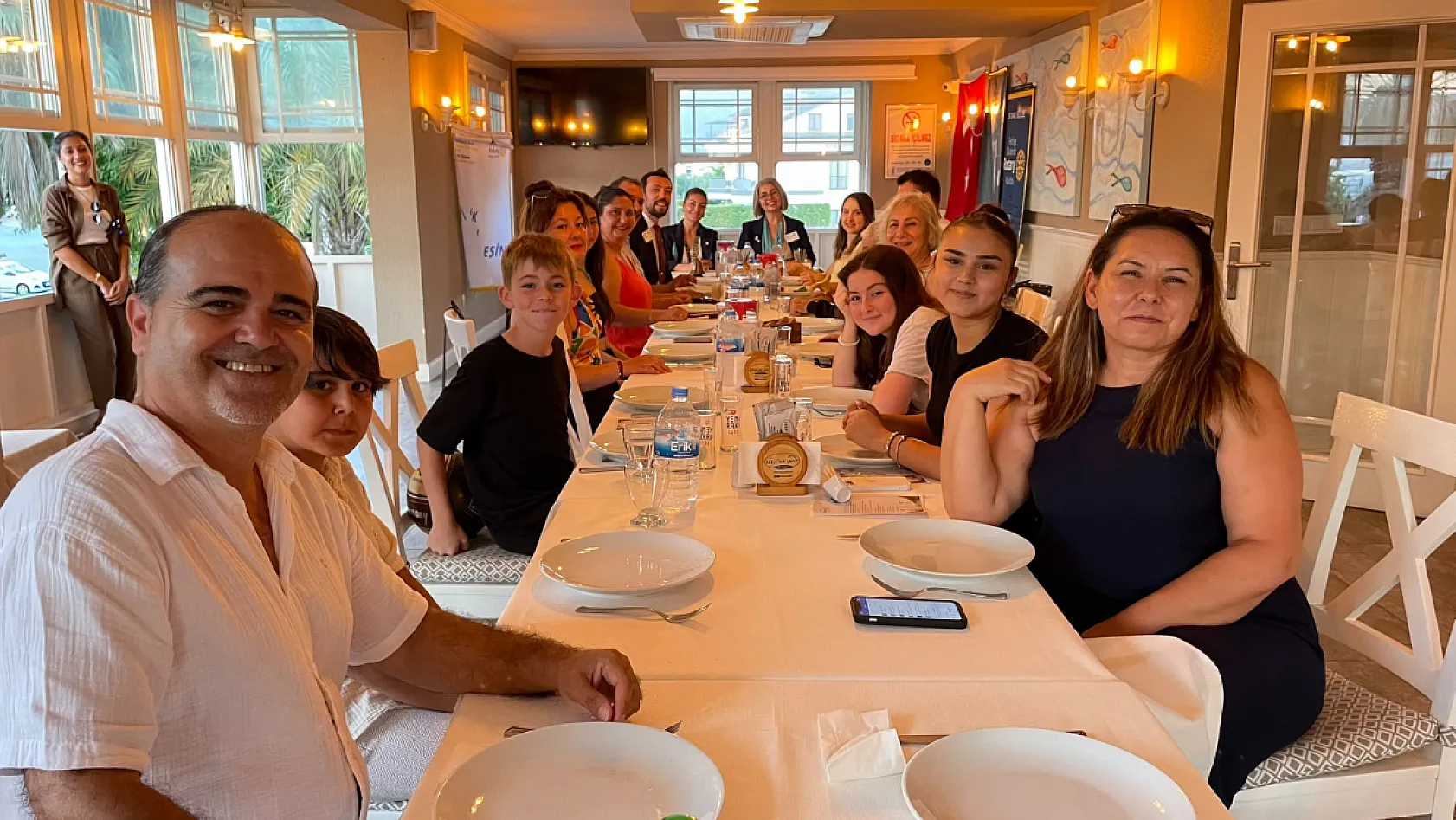 Fethiye'de Ölüdeniz Rotary Kulübü'nde bayrak değişimi: 'İyilik İçin Birleş'ten 'Kalıcı Etki Yarat'a