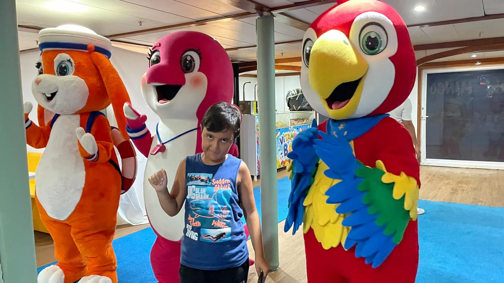 Fethiye'de otizmli çocuklar Toys Boat'ta gönüllerince eğlendi: 'Daha nice gülümsemelere'