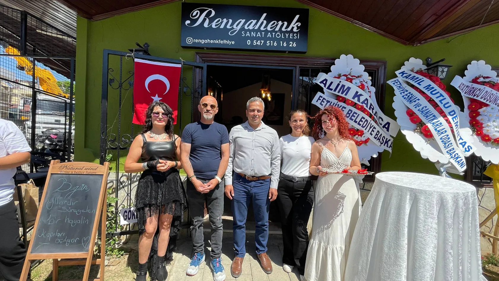 Fethiye'de 'Rengahenk Sanat Atölyesi' açıldı