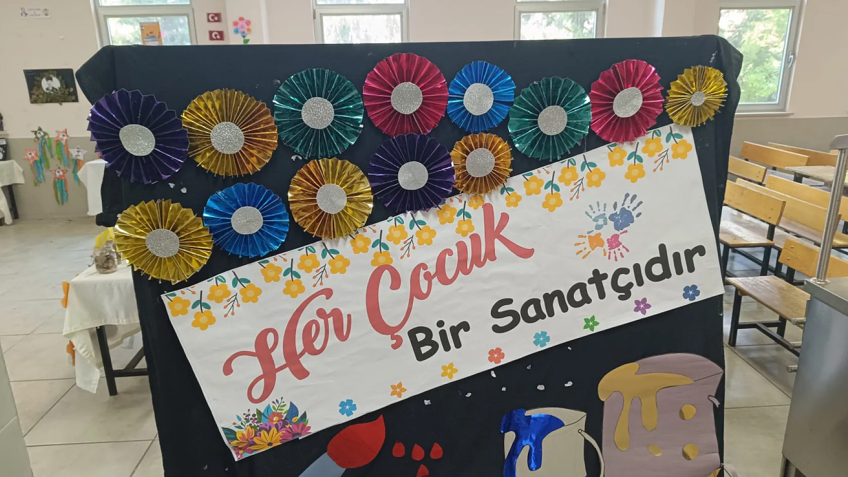 Fethiye'de renklerin, hayallerin ve emeğin sergisi