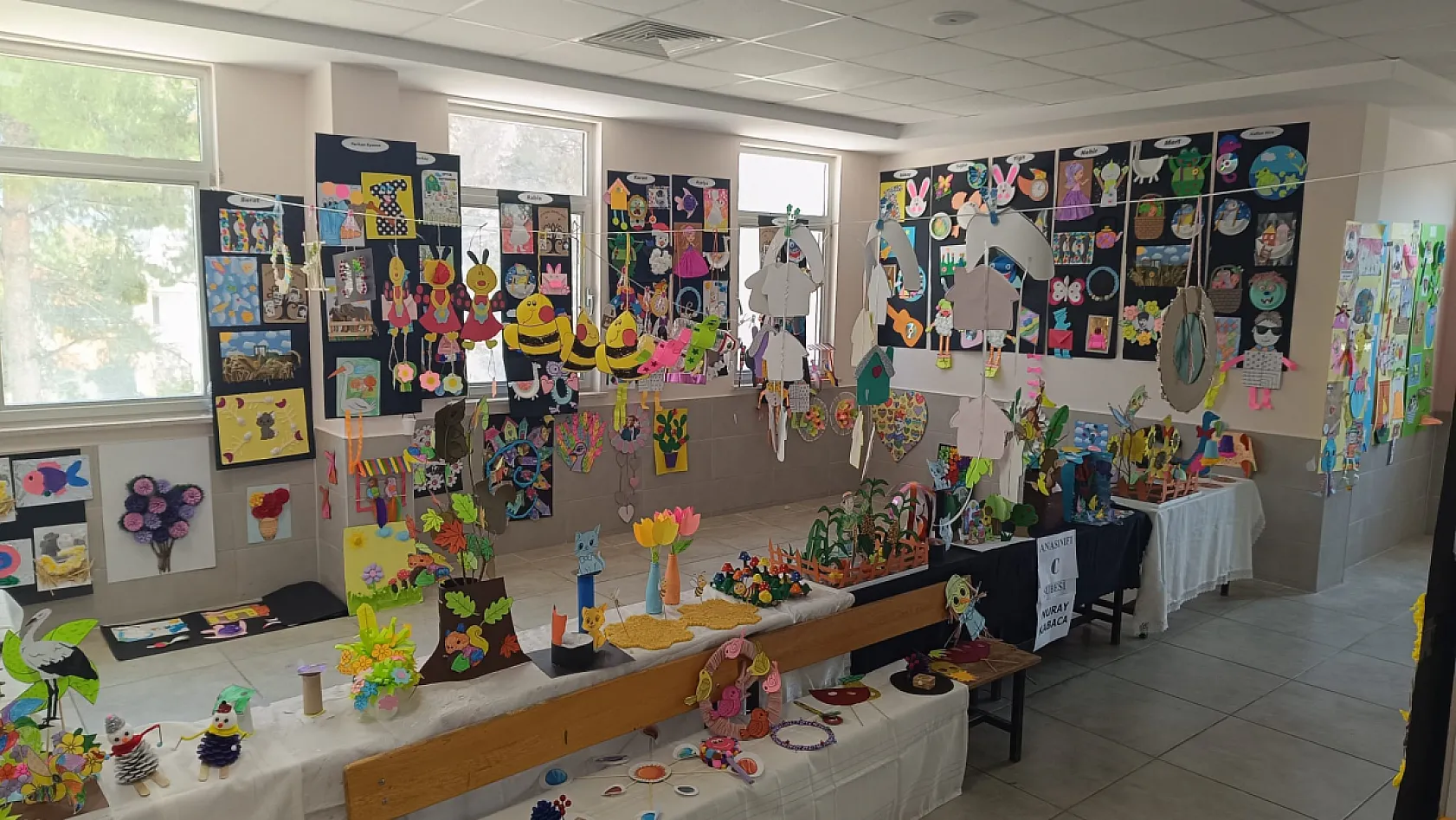 Fethiye'de renklerin, hayallerin ve emeğin sergisi