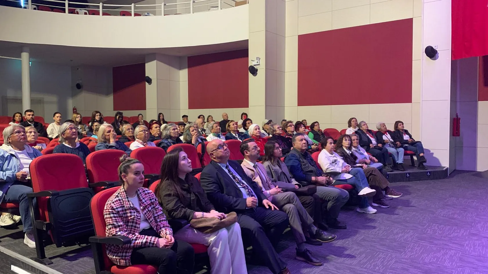 Fethiye'de 'Sağlıklı ve Aktif Yaşlanma' vurgusu: Yaşlı nüfus hızla artıyor