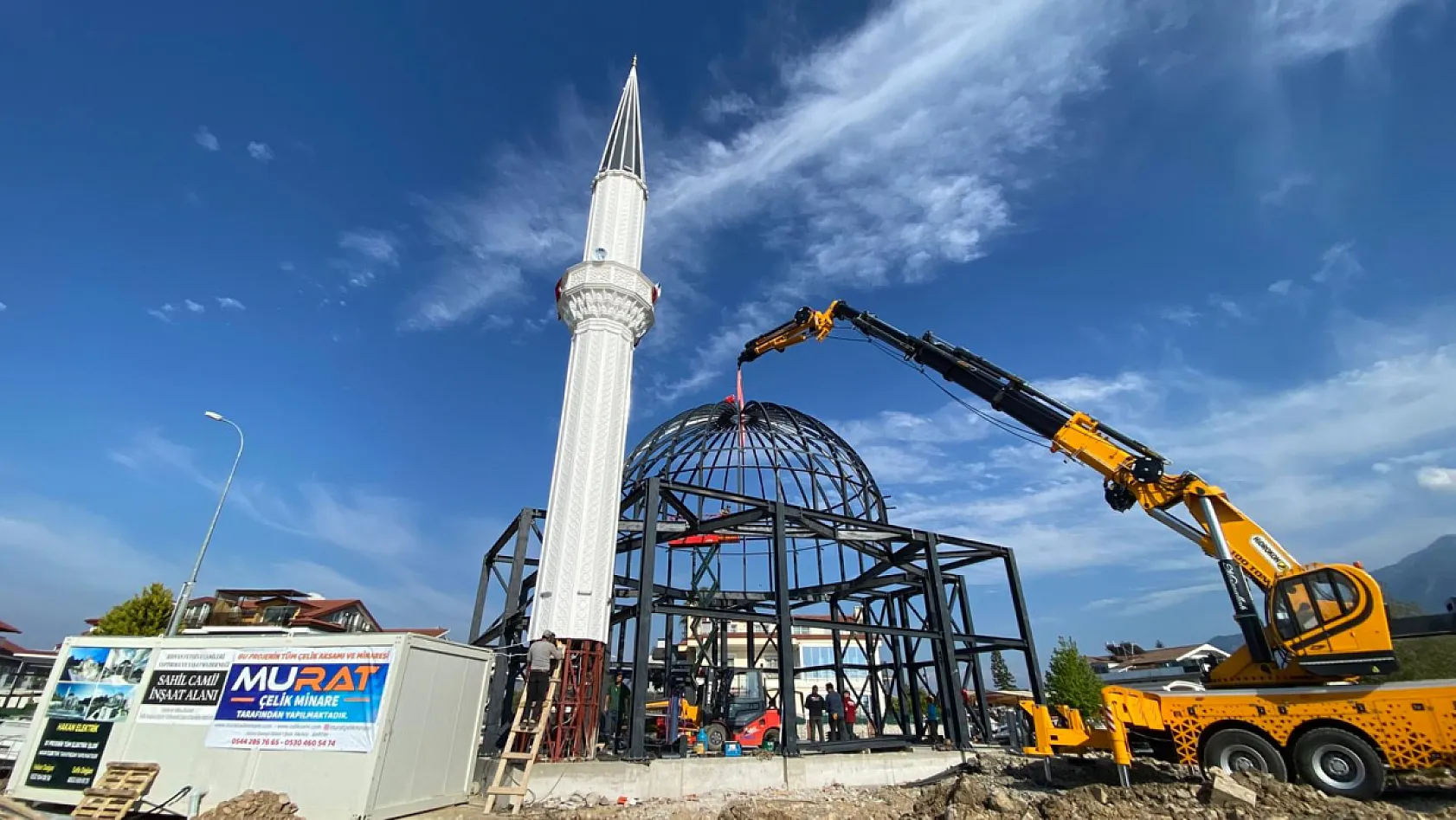 Fethiye'de Sahil Camii'nde ilk ezan okundu