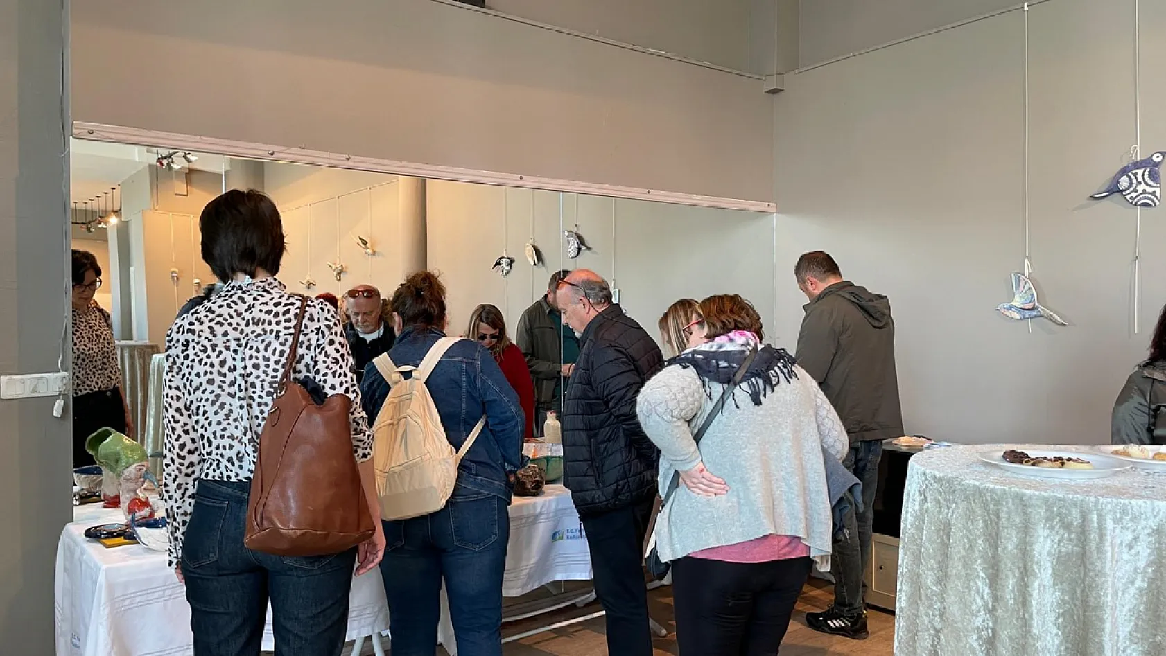Fethiye'de seramik sergisi açıldı: 7'den 70'e eserler sanatseverlerle buluştu